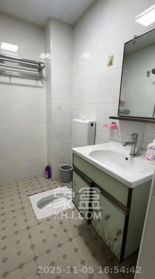 同鑫家园  1室1厅1卫    1400.0元/月室内图