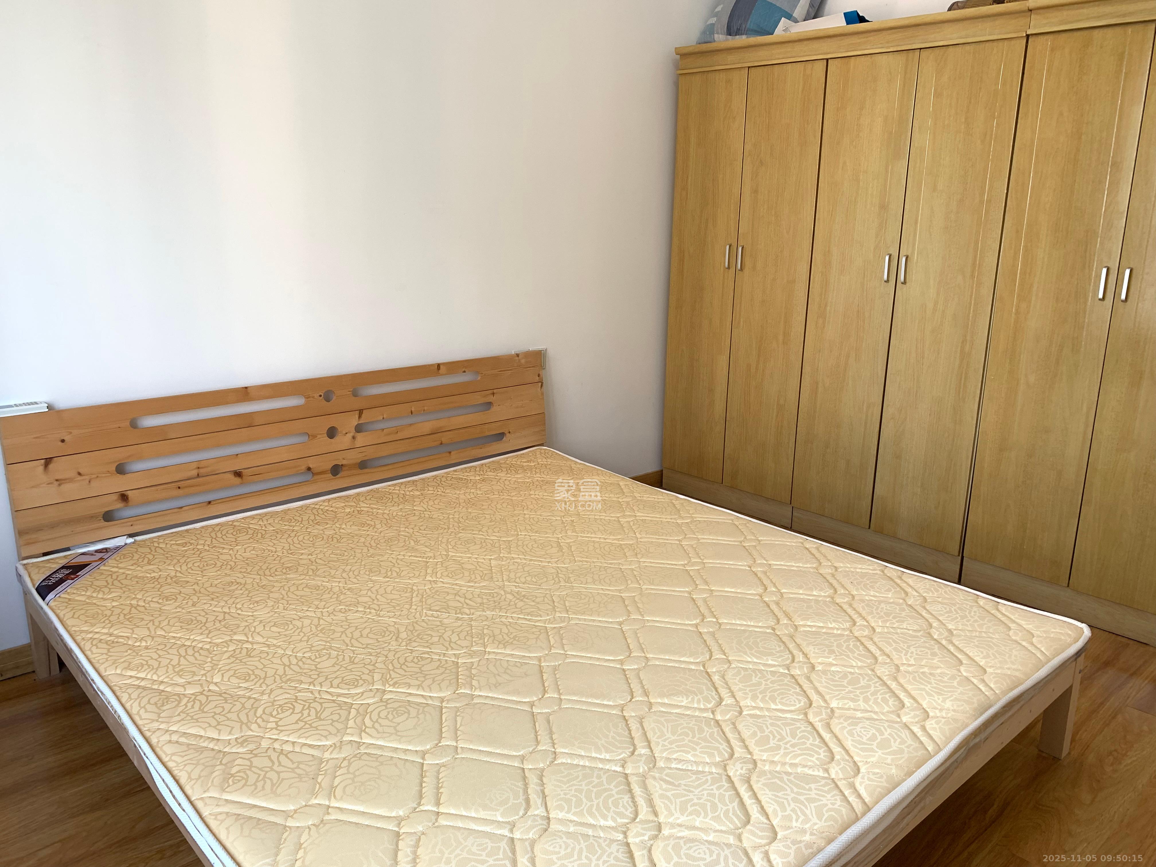 莱茵城  2室2厅1卫    1800.0元/月室内图