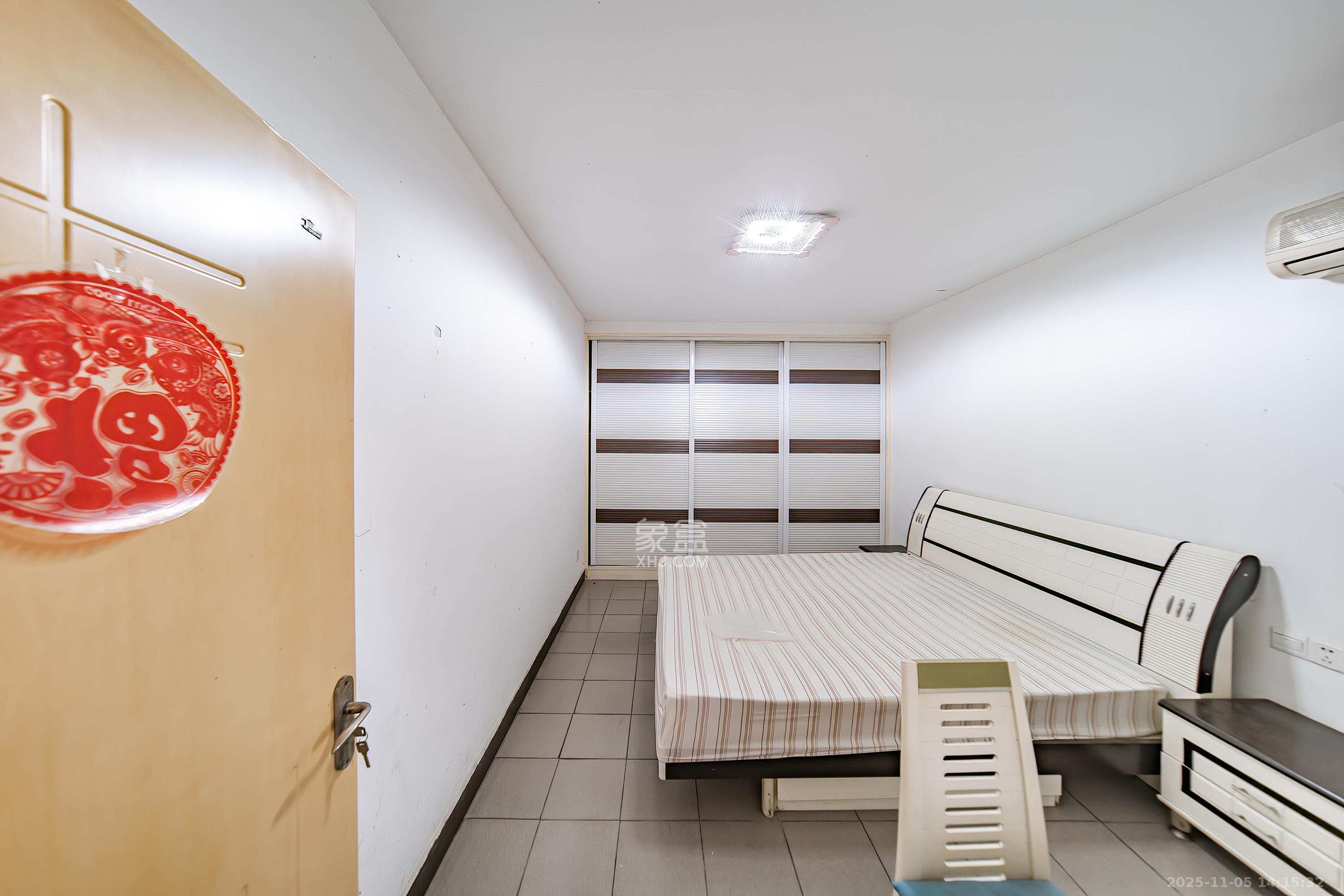 便河边社区  3室2厅1卫    66.0万卧室