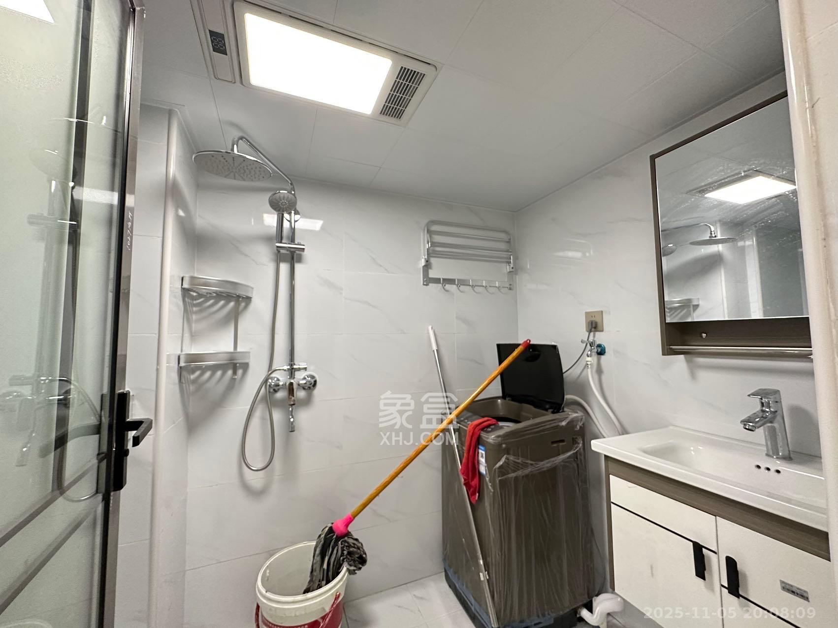 新城悦隽公园  2室1厅1卫    1500.0元/月室内图