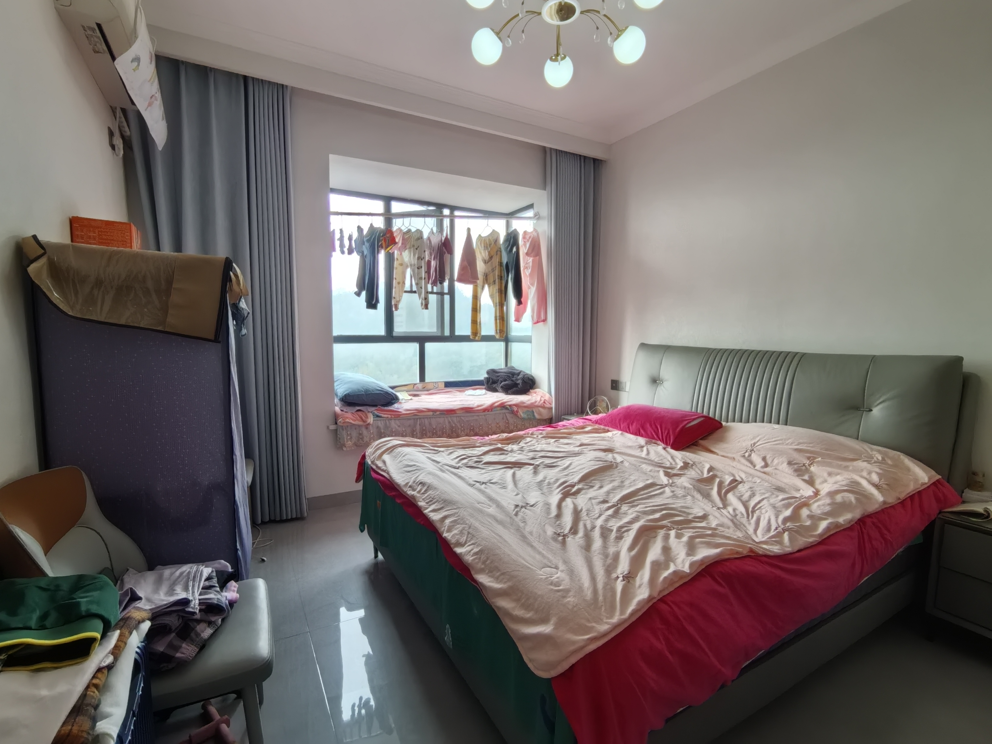 德桂园书香苑  1室0厅0卫    79.8万卧室