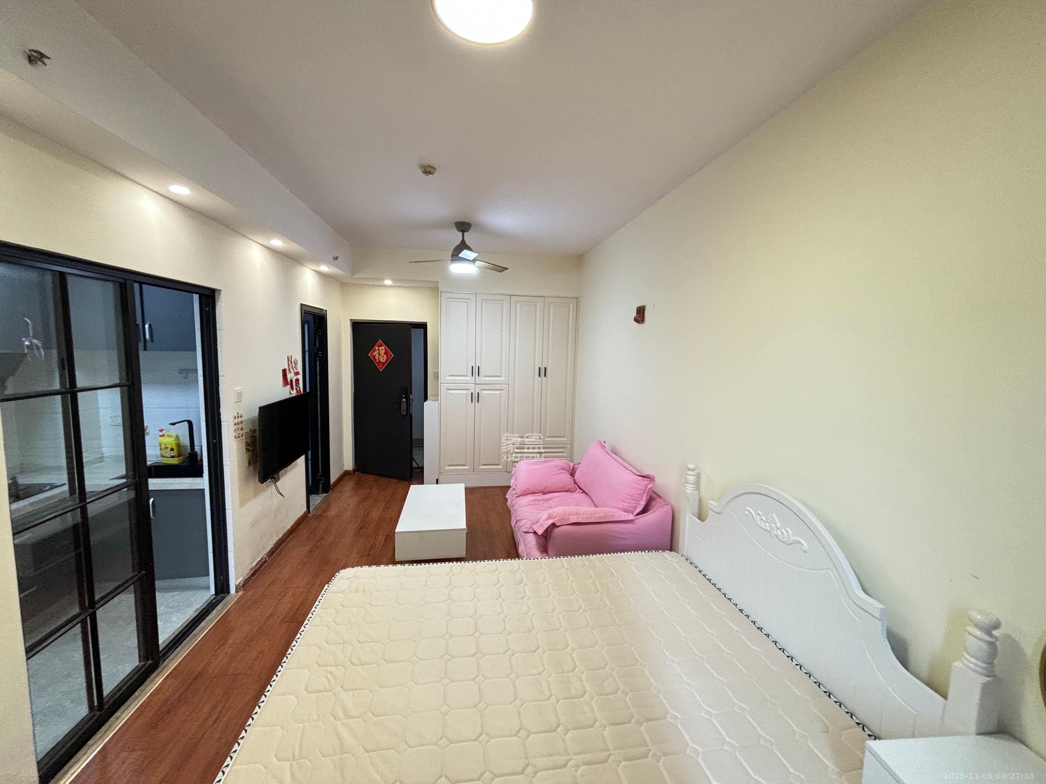 荣悦台  1室1厅1卫    1800.0元/月室内图