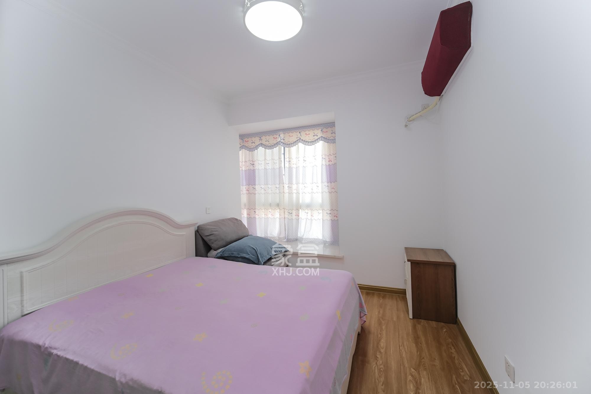 丰源国际  3室2厅1卫    78.0万卧室