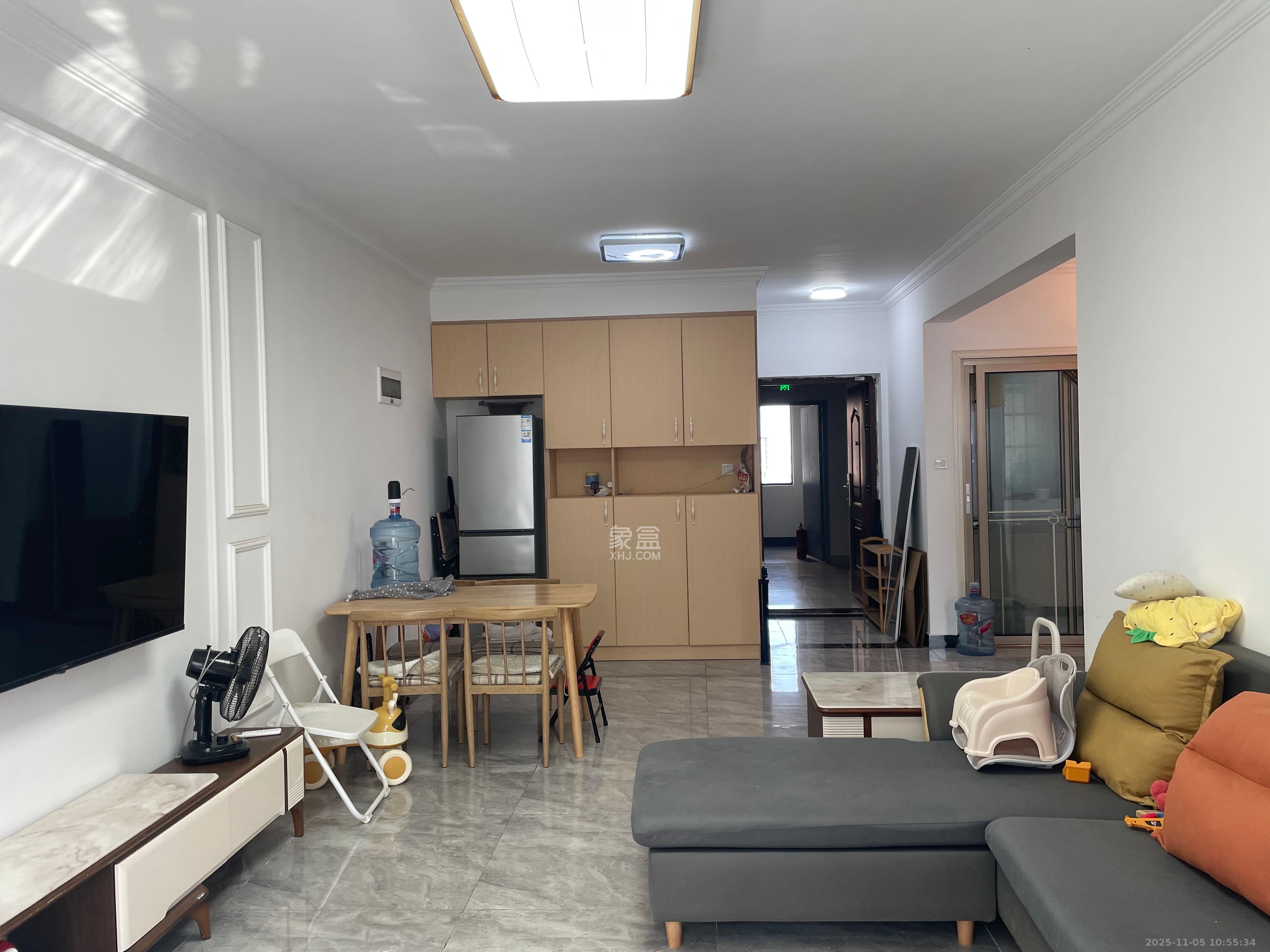 东合新苑 2室2厅1卫 2100.0元/月 东合新苑 2室2厅1卫 2100.0元/月室内图