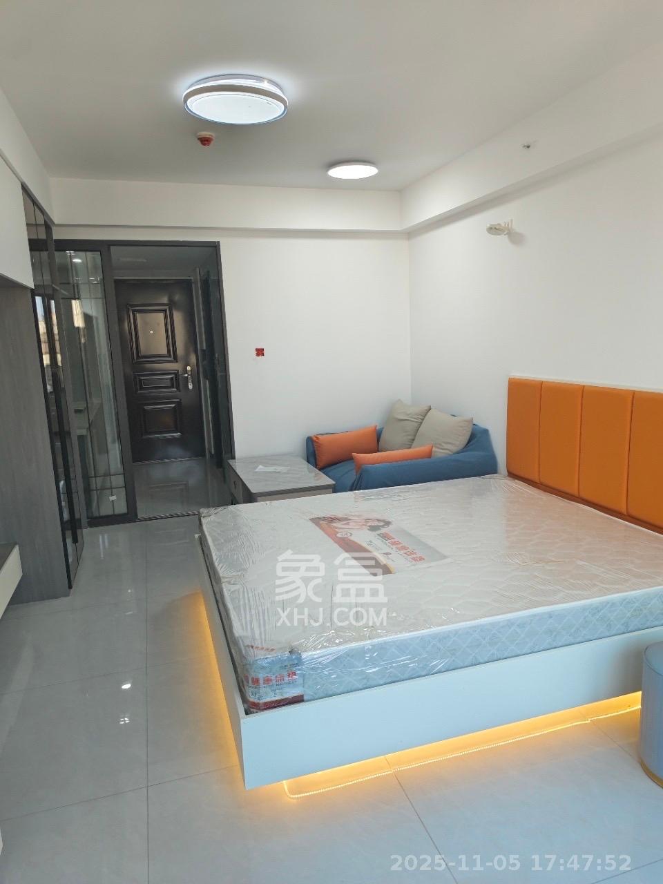 中海珑悦府  1室0厅0卫    1300.0元/月室内图