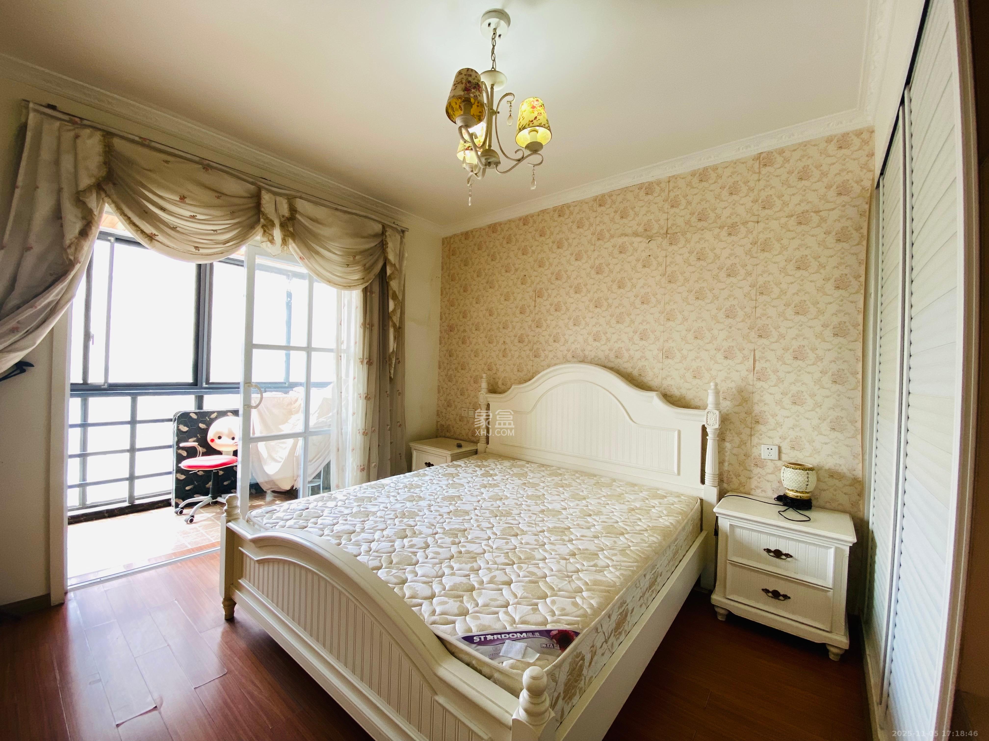 瑞都华庭(华庭美苑) 3室2厅1卫 2400.0元/月 瑞都华庭(华庭美苑) 3室2厅1卫 2400.0元/月室内图