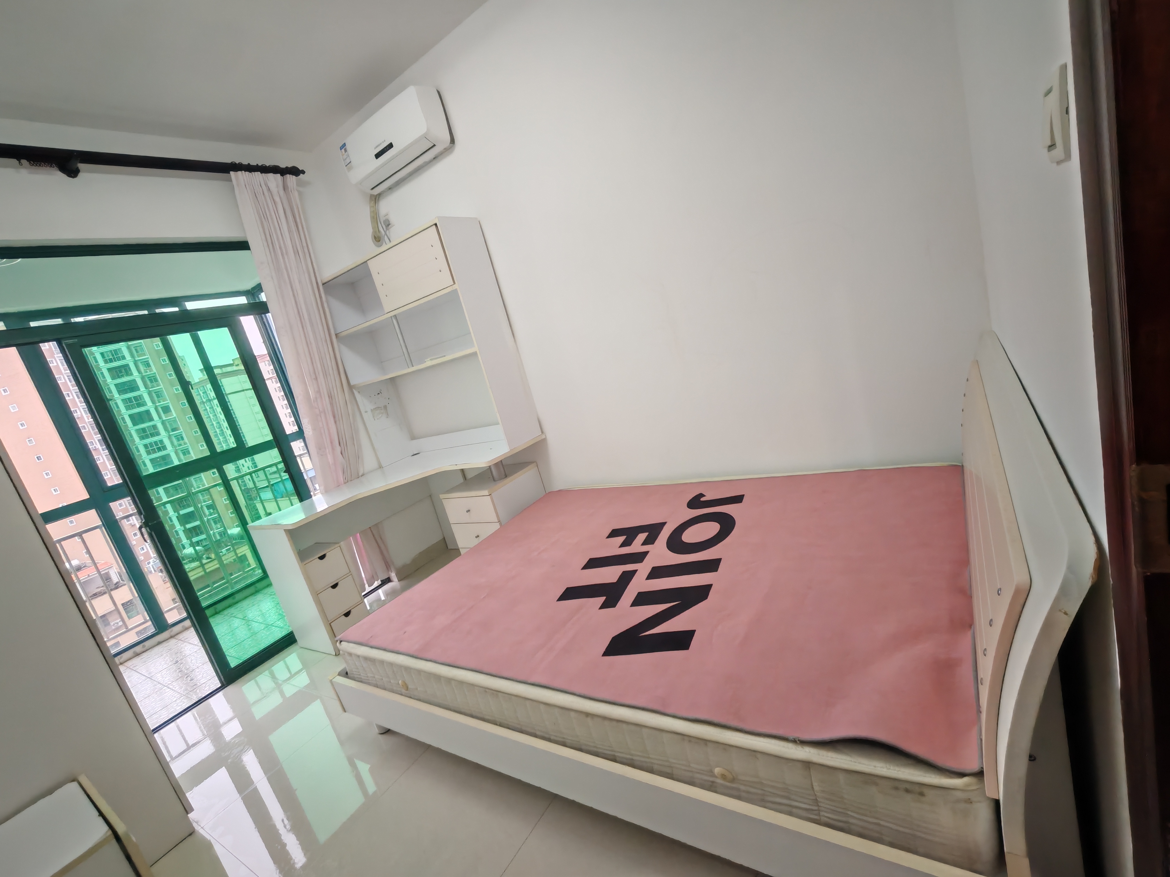 东盛名苑  3室2厅2卫    2800.0元/月户型图