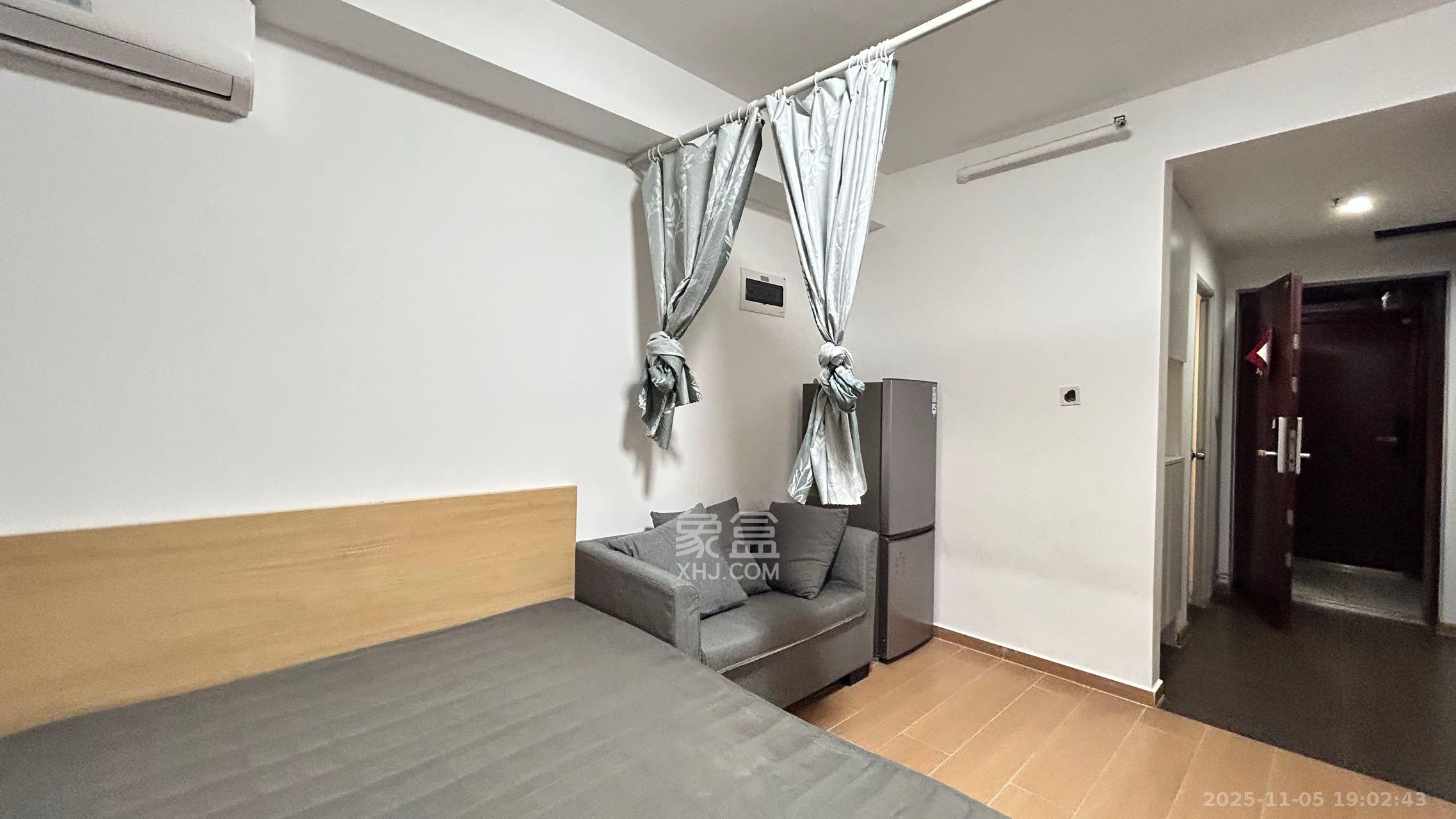 万科白鹭郡  1室1厅1卫    1500.0元/月室内图