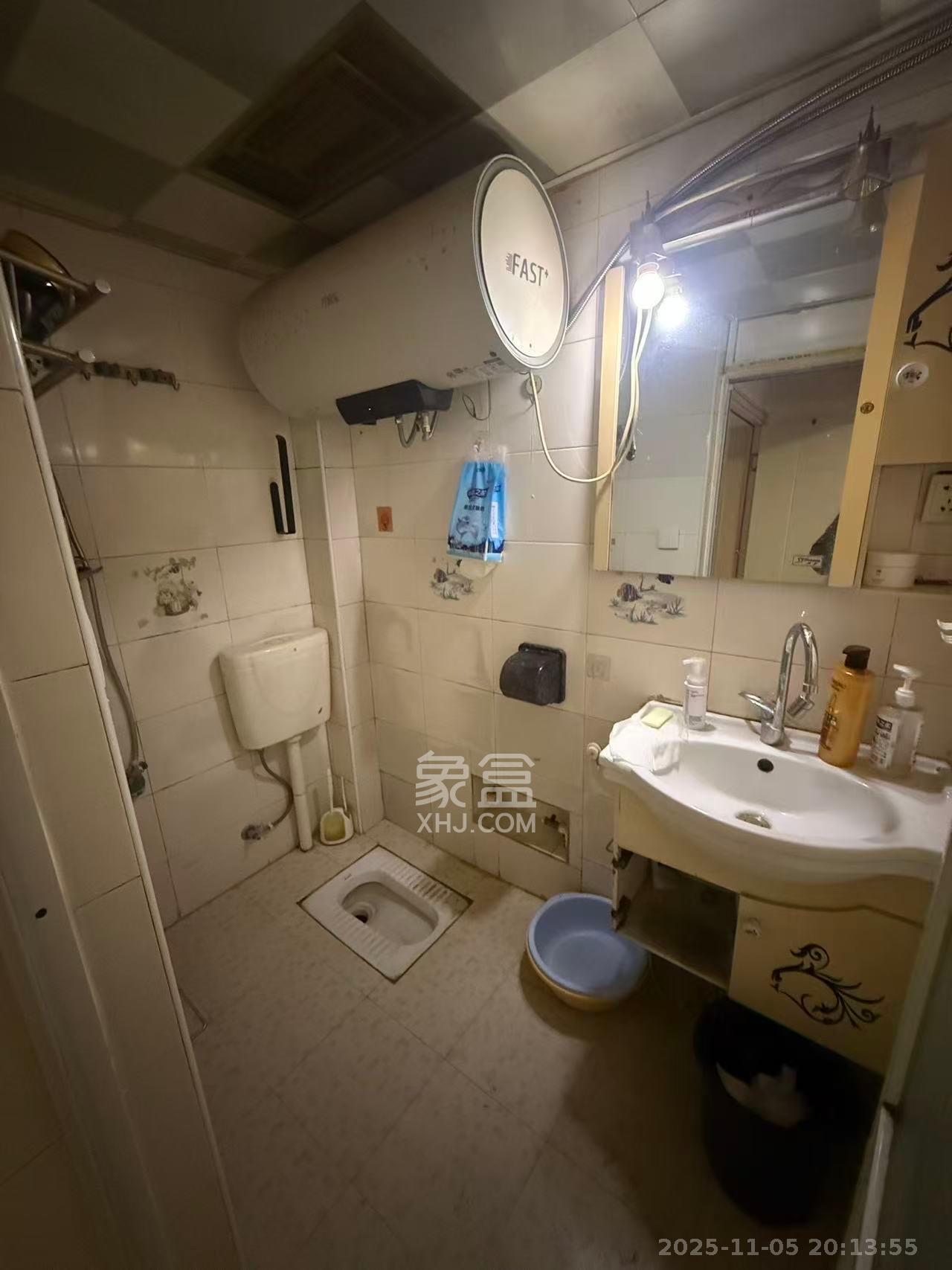 向韶村  1室1厅1卫    1500.0元/月室内图