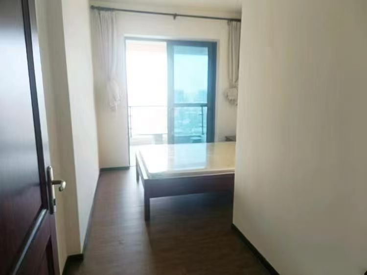 碧桂园中央半岛 4室2厅2卫 3800.0元/月 碧桂园中央半岛 4室2厅2卫 3800.0元/月室内图