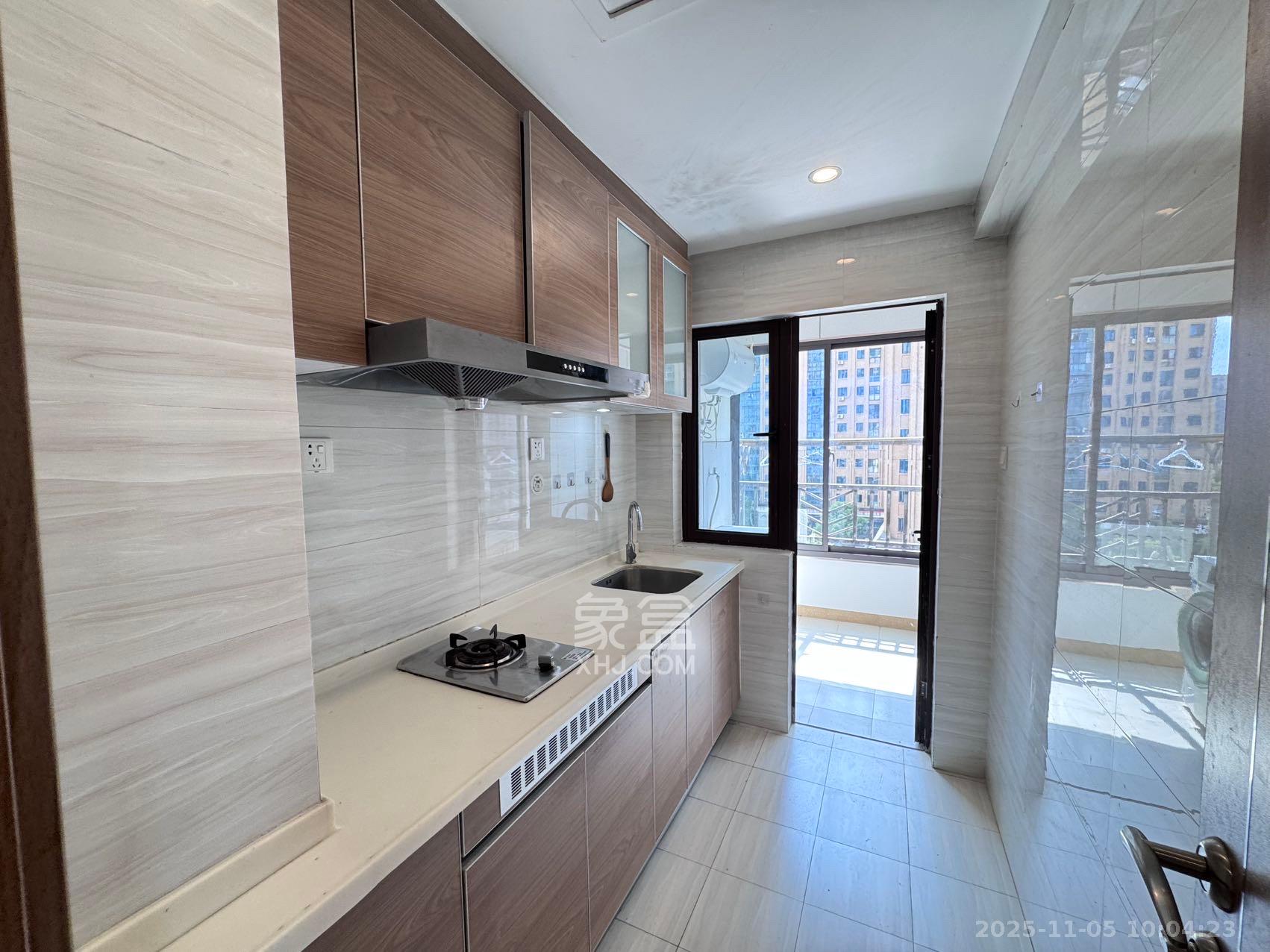 奥林匹克花园贡院二期 1室1厅1卫 1800.0元/月 奥林匹克花园贡院二期 1室1厅1卫 1800.0元/月室内图