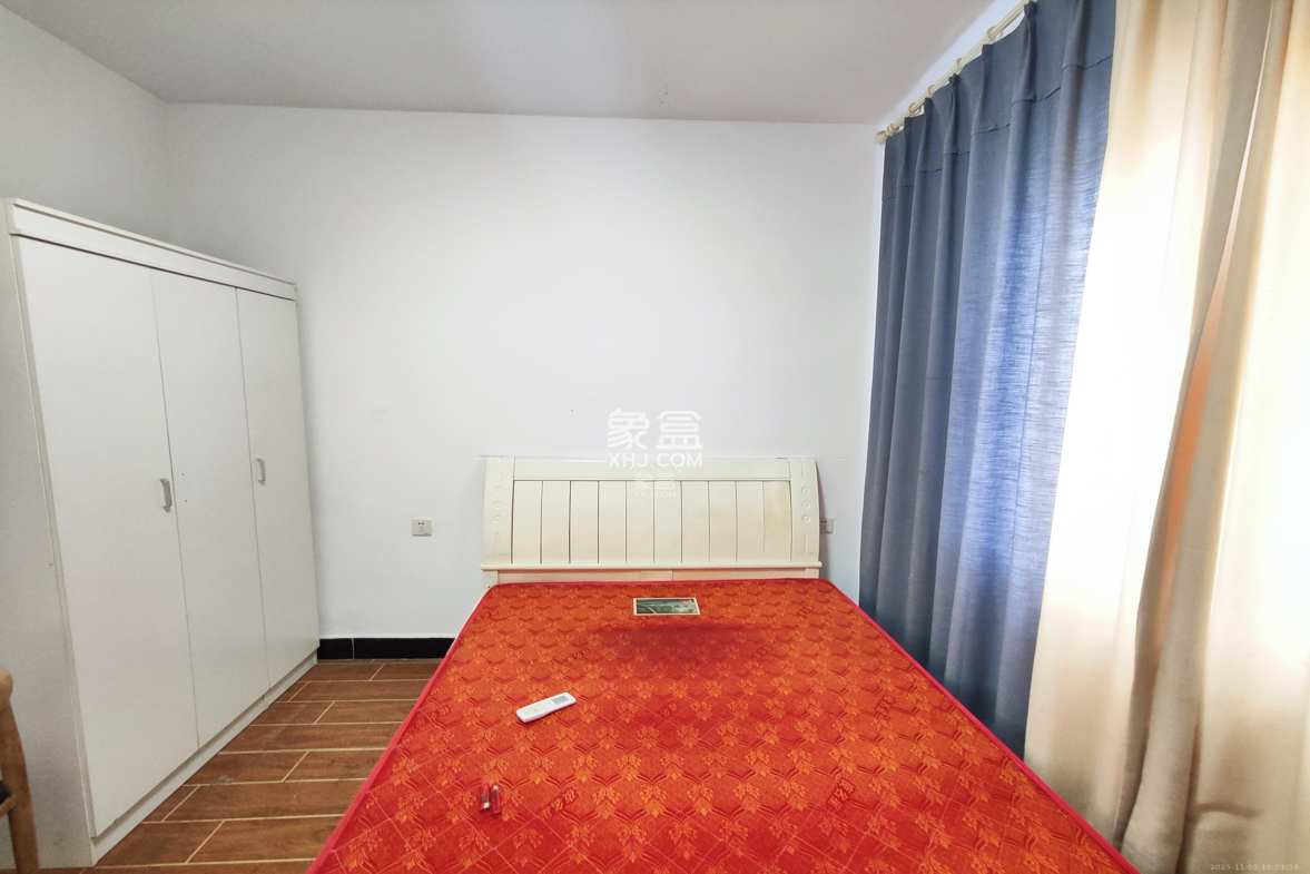 金科世界城 4室2厅2卫 2500.0元/月 金科世界城 4室2厅2卫 2500.0元/月室内图