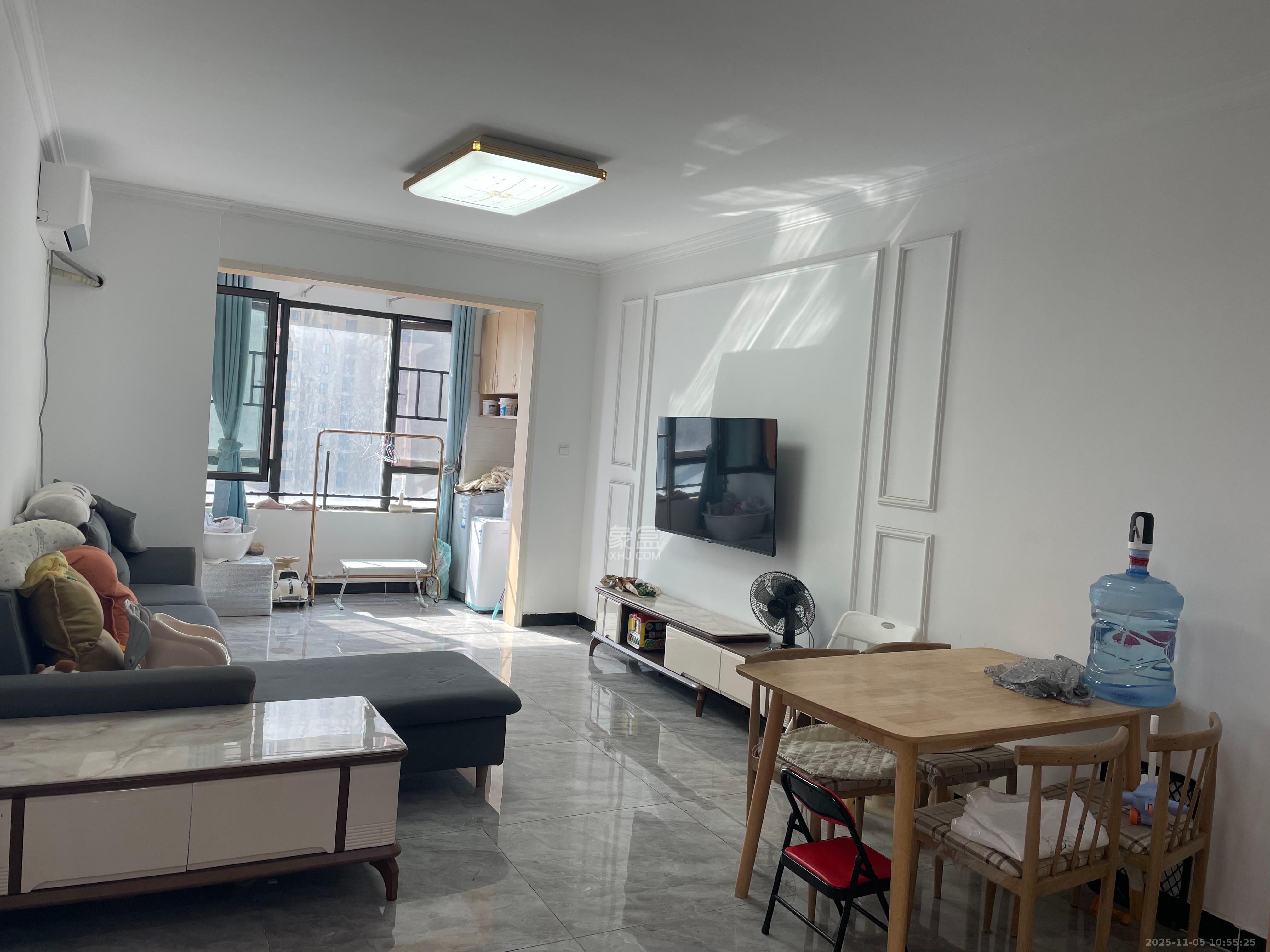 东合新苑 2室2厅1卫 2100.0元/月 东合新苑 2室2厅1卫 2100.0元/月室内图