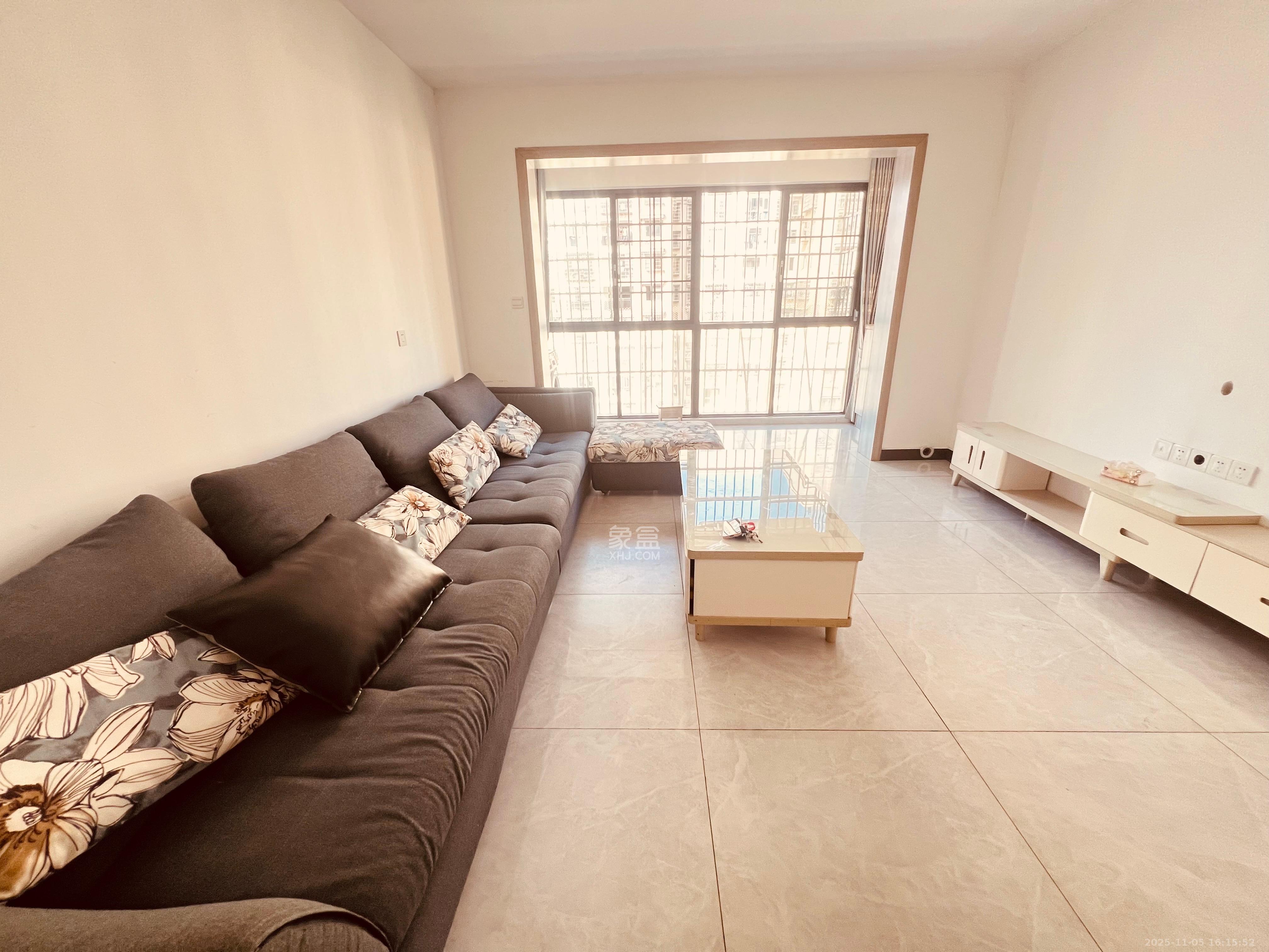 星城新宇川河苑  1室0厅0卫    2100.0元/月室内图