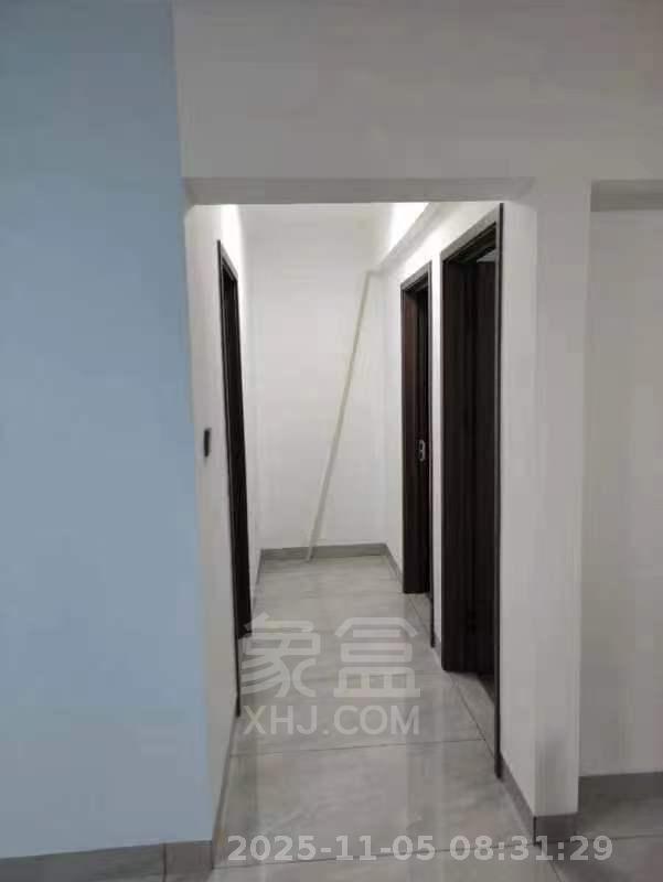 大江观邸-富基花园  5室2厅2卫    2800.0元/月室内图