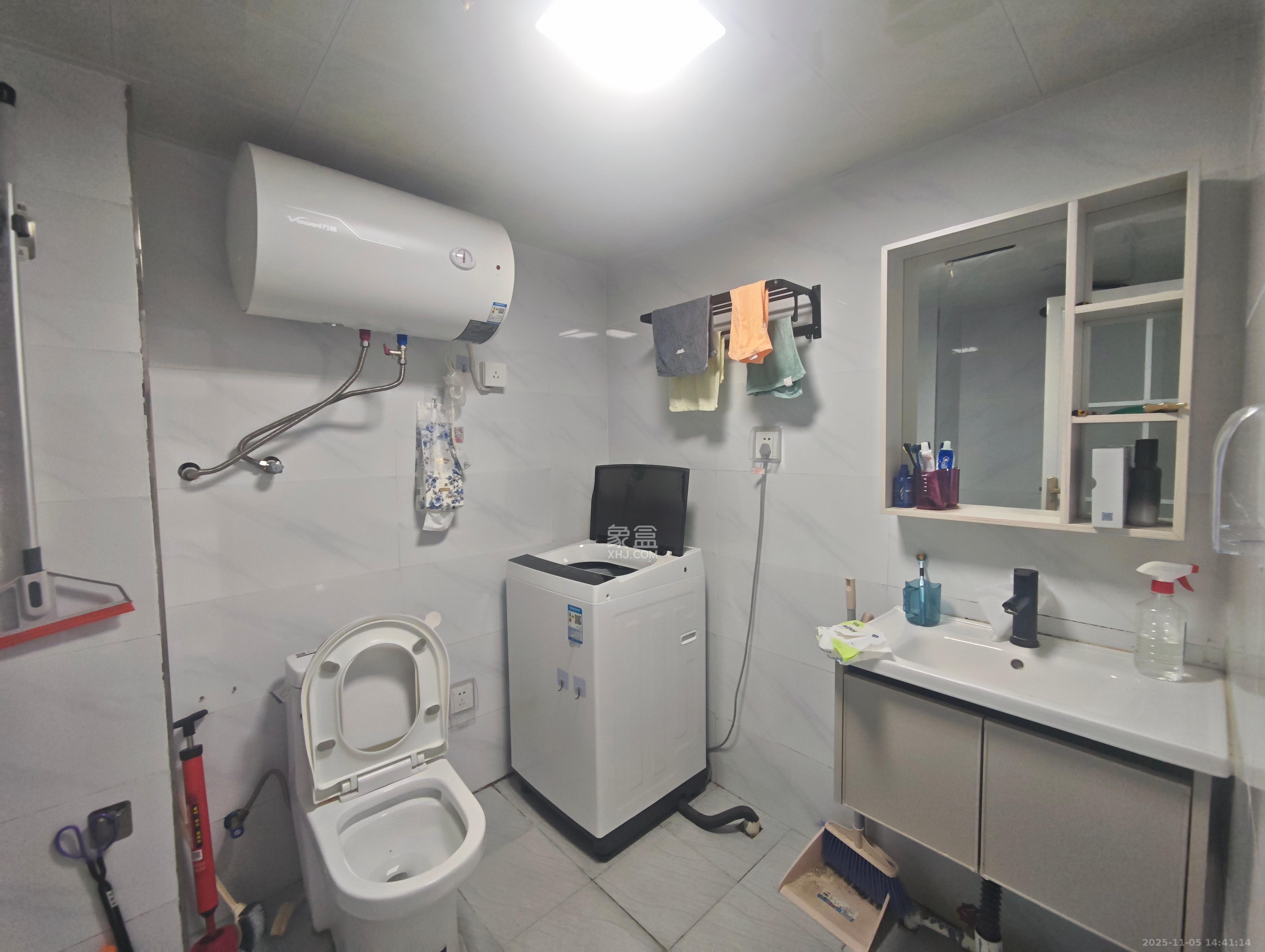 芙蓉万国城MOMA（卓越汇富苑）  1室0厅0卫    1500.0元/月室内图