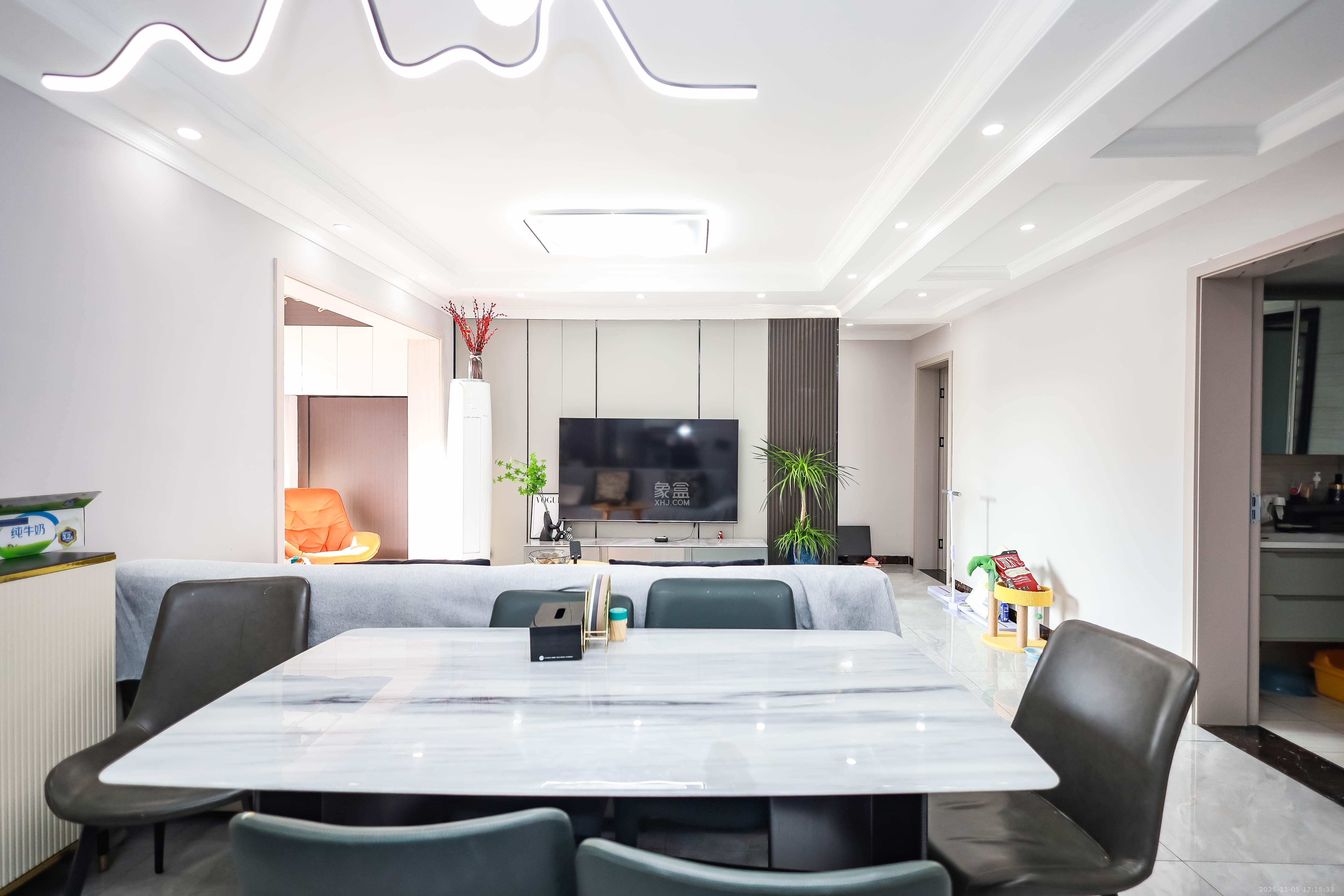 金科世界城  3室2厅2卫    75.0万