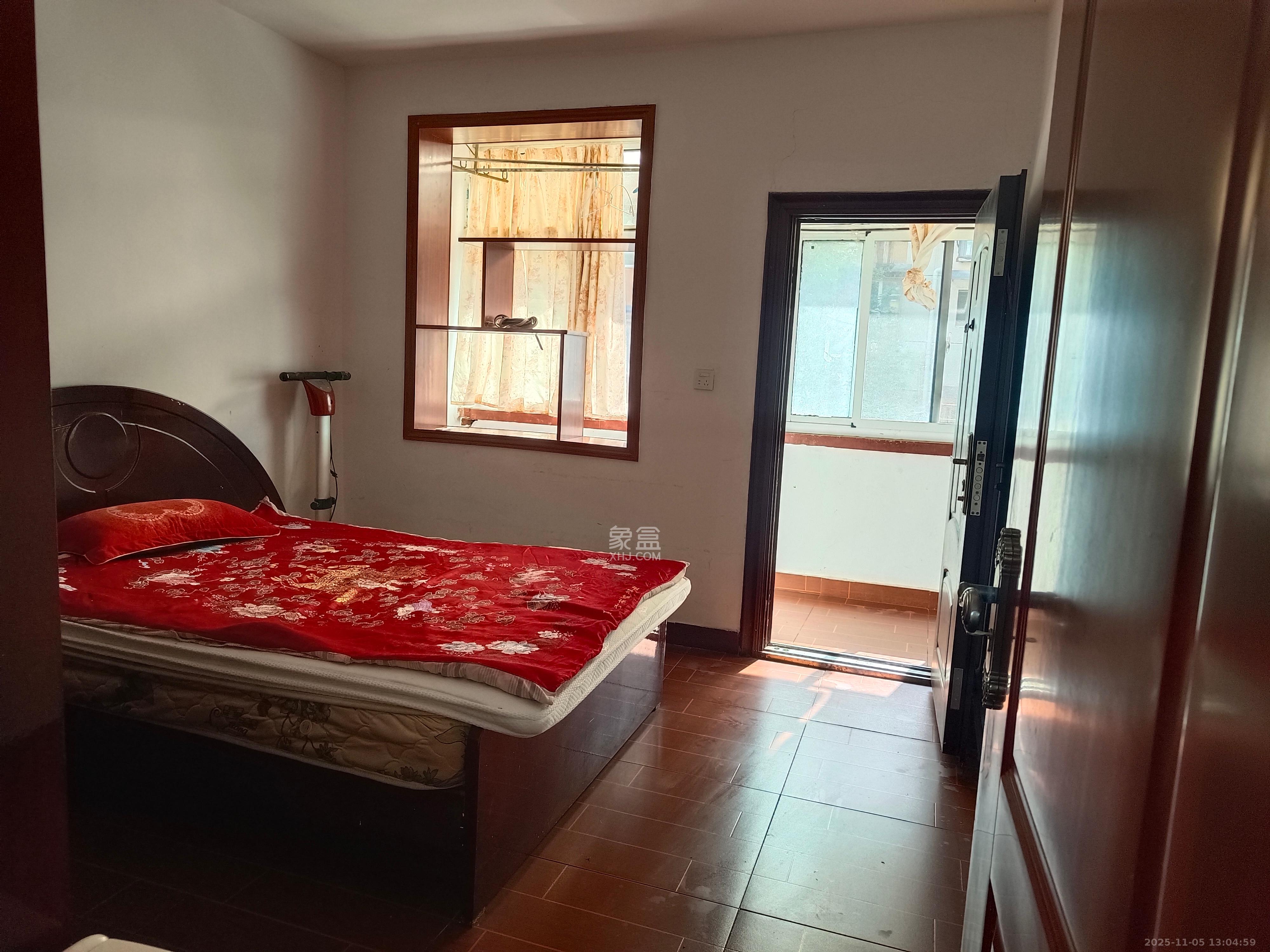 人造板厂宿舍（新河北堤1号）  2室1厅1卫    1600.0元/月室内图