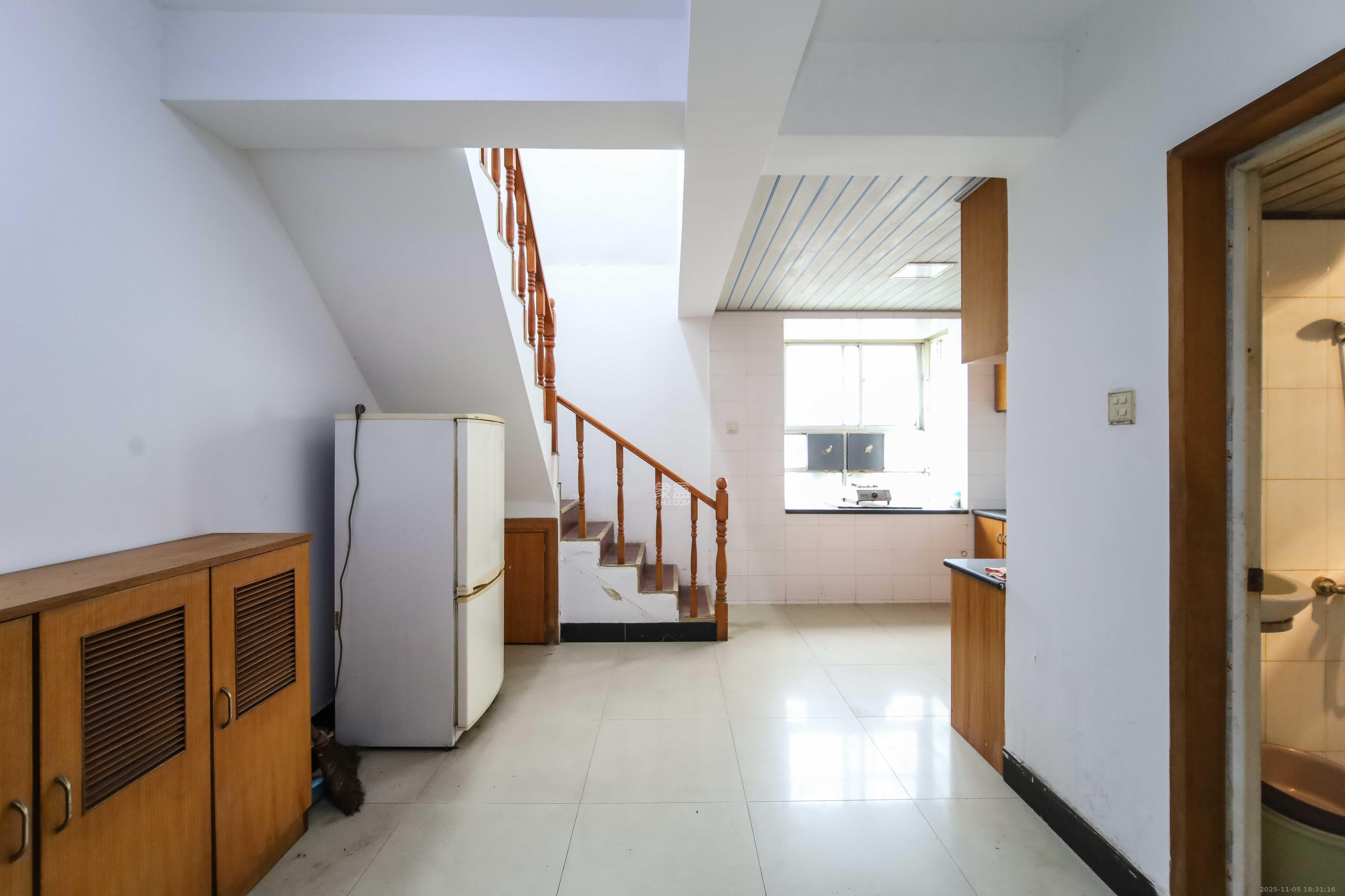 星城名典 3室2厅2卫 1900.0元/月 星城名典 3室2厅2卫 1900.0元/月室内图