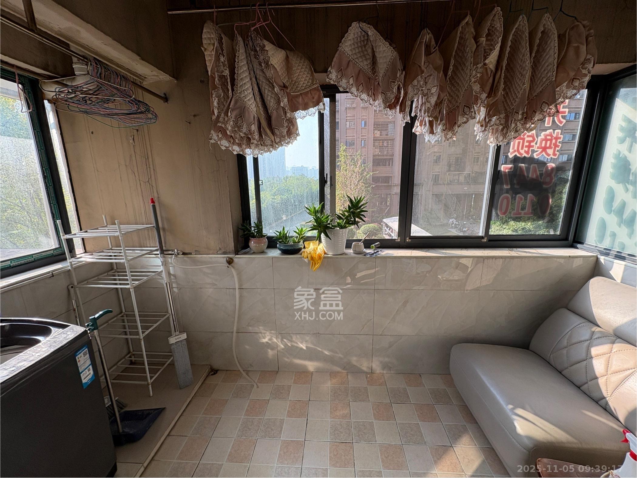 东驿竹园 2室1厅1卫 2100.0元/月 东驿竹园 2室1厅1卫 2100.0元/月室内图