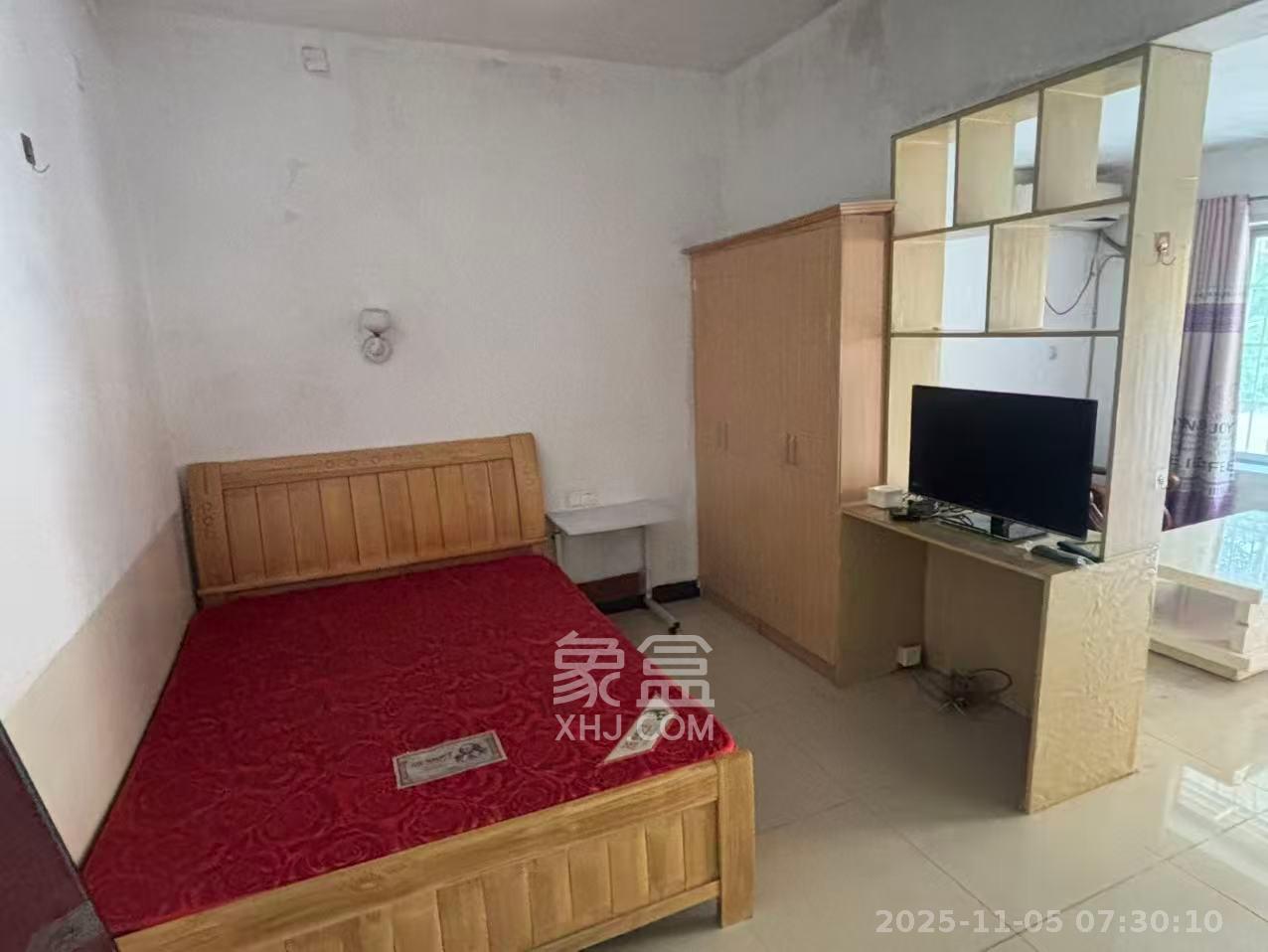 御景龙城  1室1厅1卫    800.0元/月