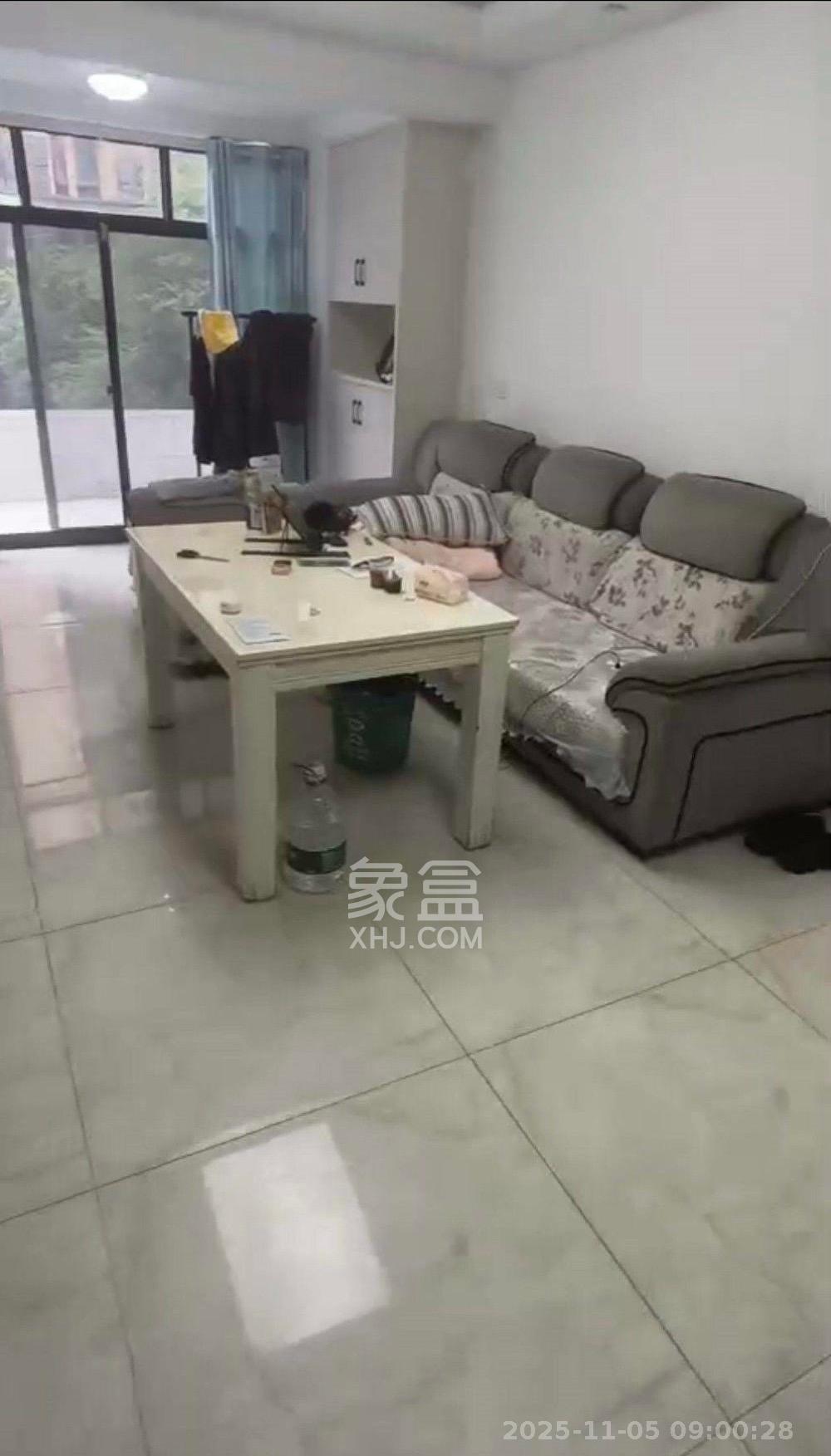 梅溪鑫苑名家  2室2厅1卫    2150.0元/月