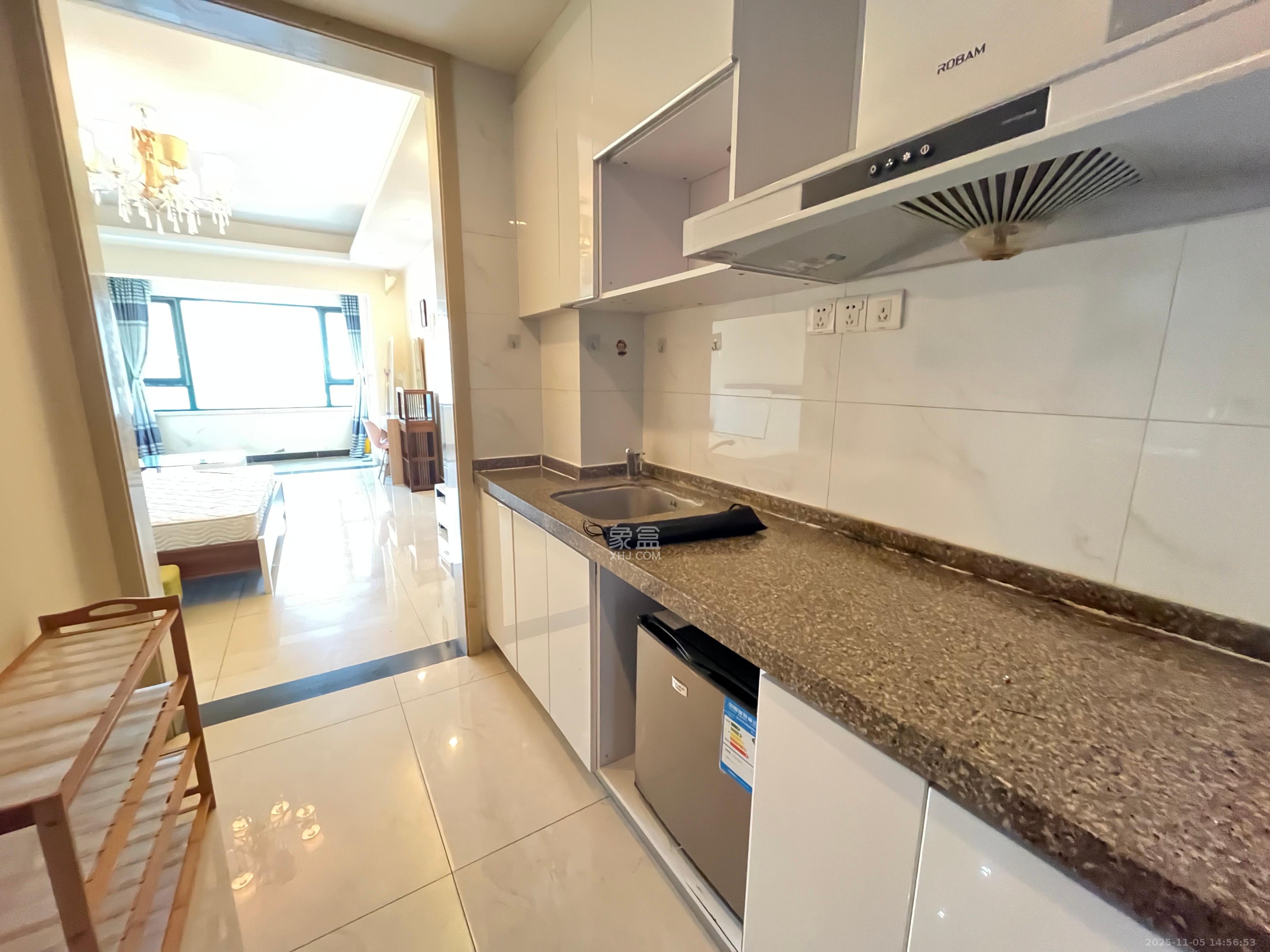 恒大御景湾  1室0厅1卫    1600.0元/月室内图