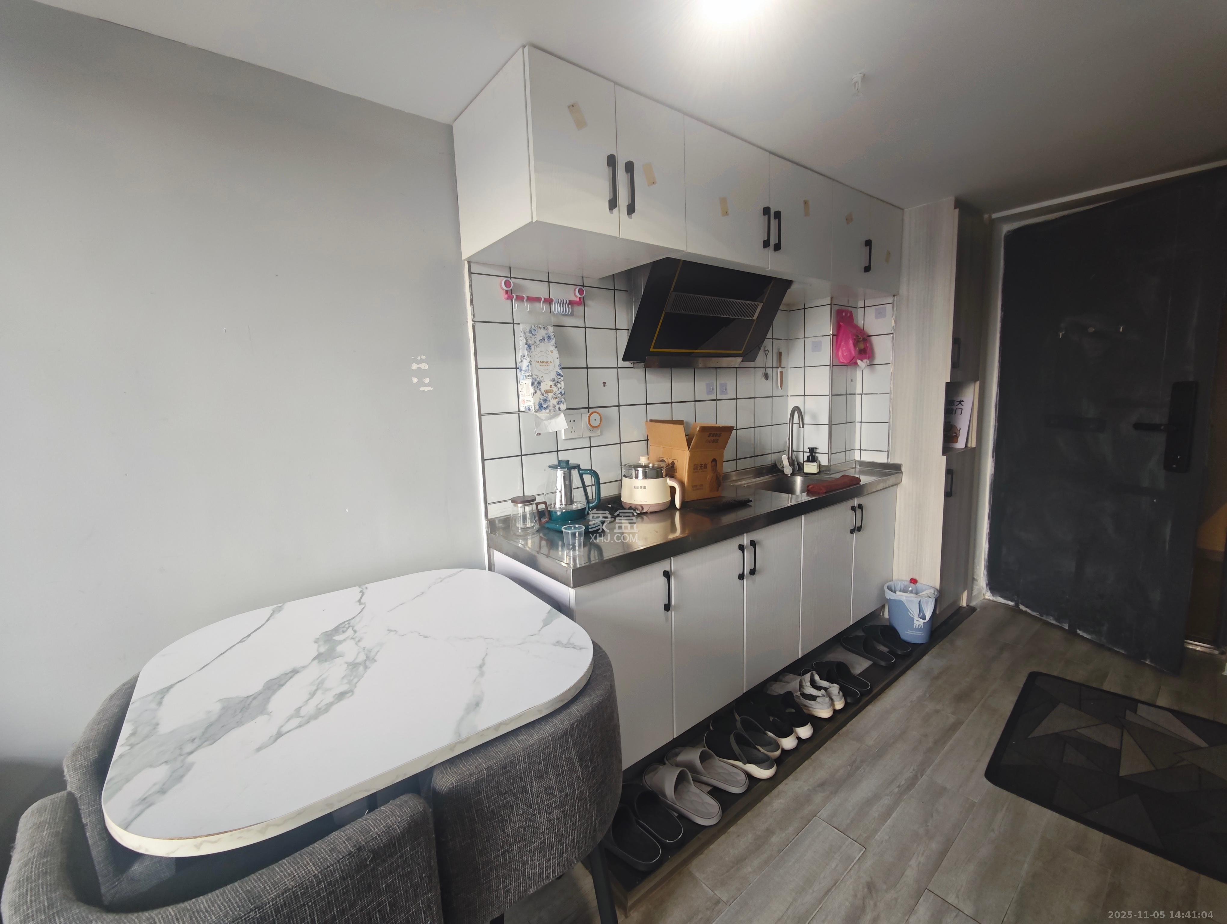 芙蓉万国城MOMA(卓越汇富苑) 1室0厅0卫 1500.0元/月 芙蓉万国城MOMA(卓越汇富苑) 1室0厅0卫 1500.0元/月室内图