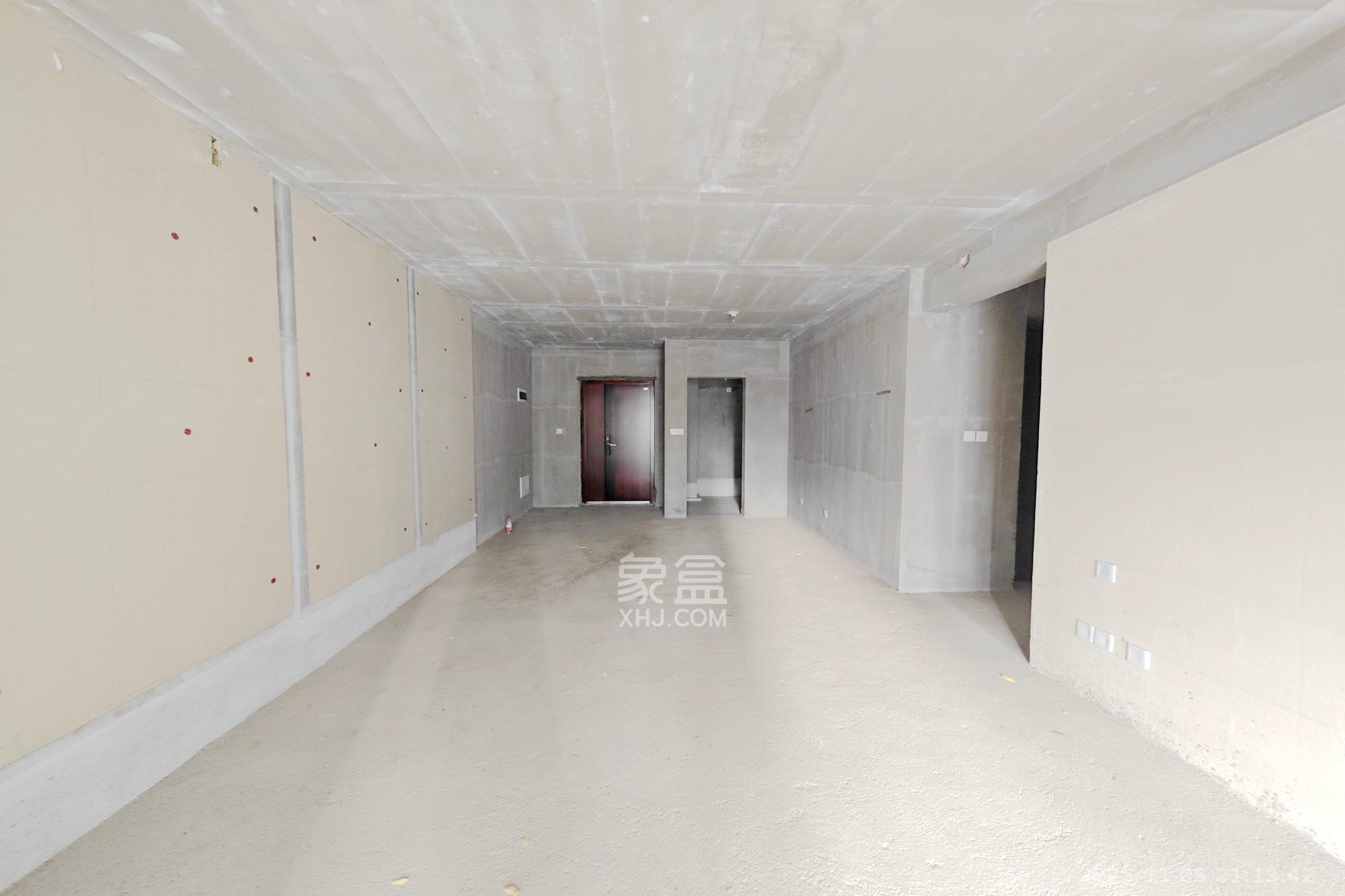 国欣向荣府  4室2厅1卫    145.0万