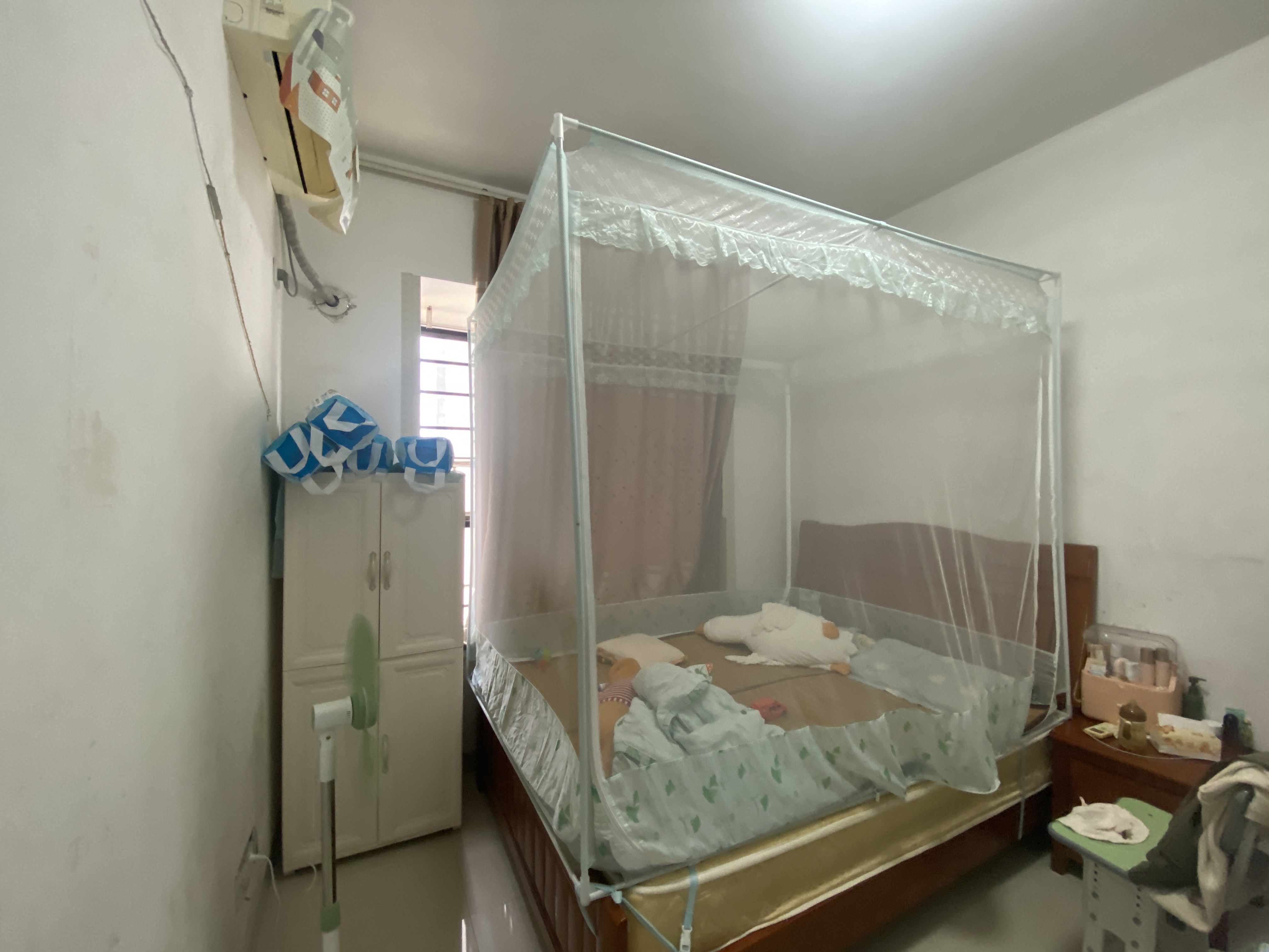 凤翔花园(A区) 2室2厅1卫 1600.0元/月 凤翔花园(A区) 2室2厅1卫 1600.0元/月室内图