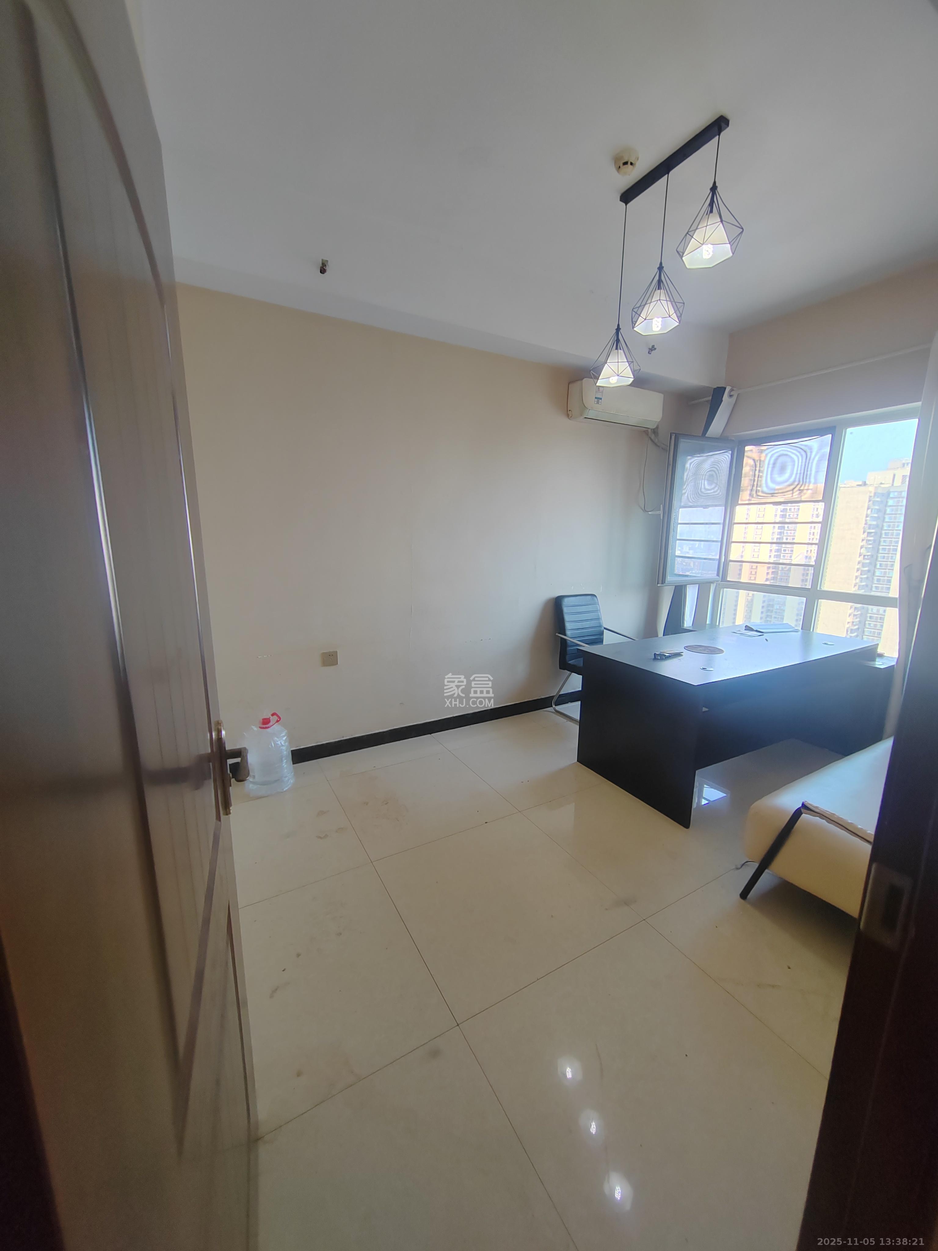 北辰三角洲B1E1区 1室1厅1卫 3500.0元/月 北辰三角洲B1E1区 1室1厅1卫 3500.0元/月室内图