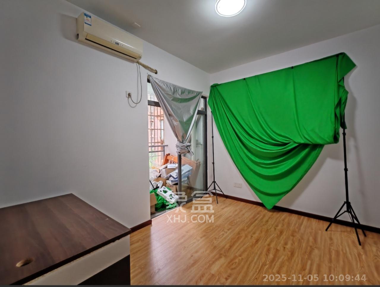 恒盛世家 3室2厅2卫 2300.0元/月 恒盛世家 3室2厅2卫 2300.0元/月室内图