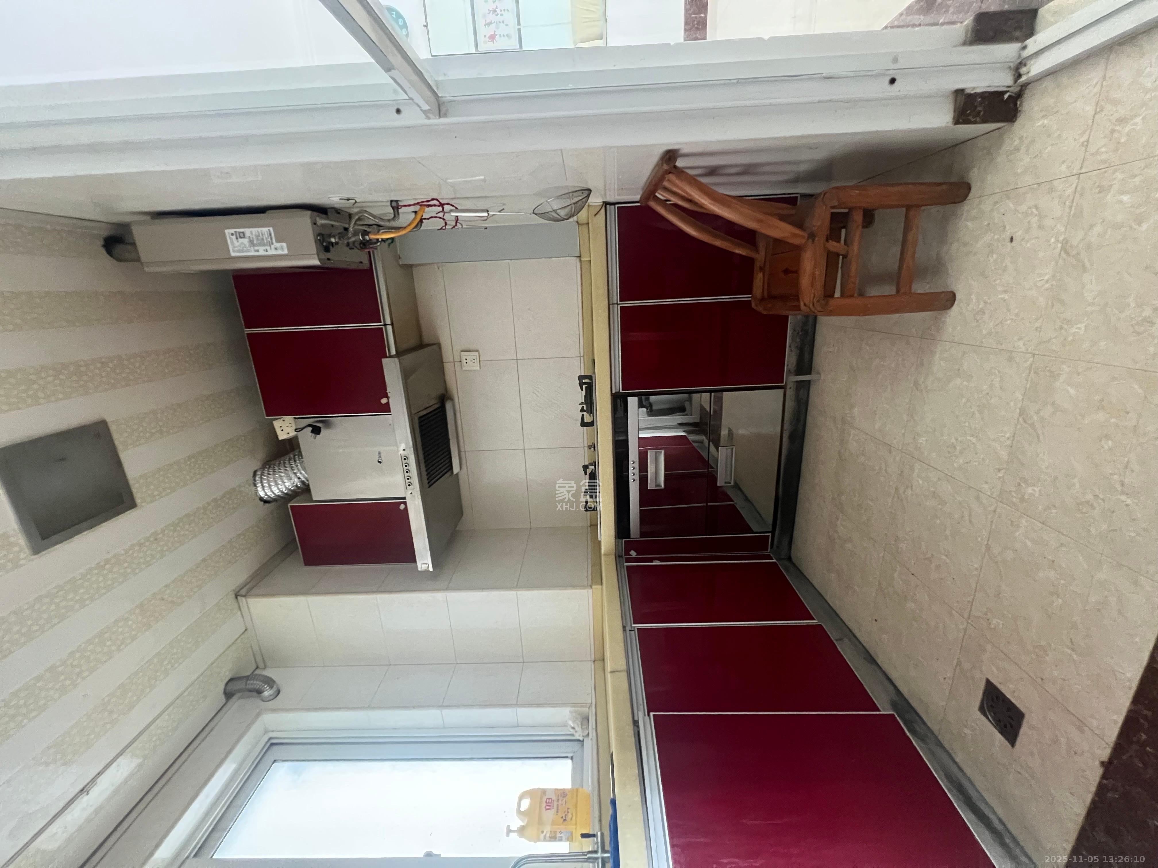 未来现代城  2室2厅1卫    1800.0元/月室内图