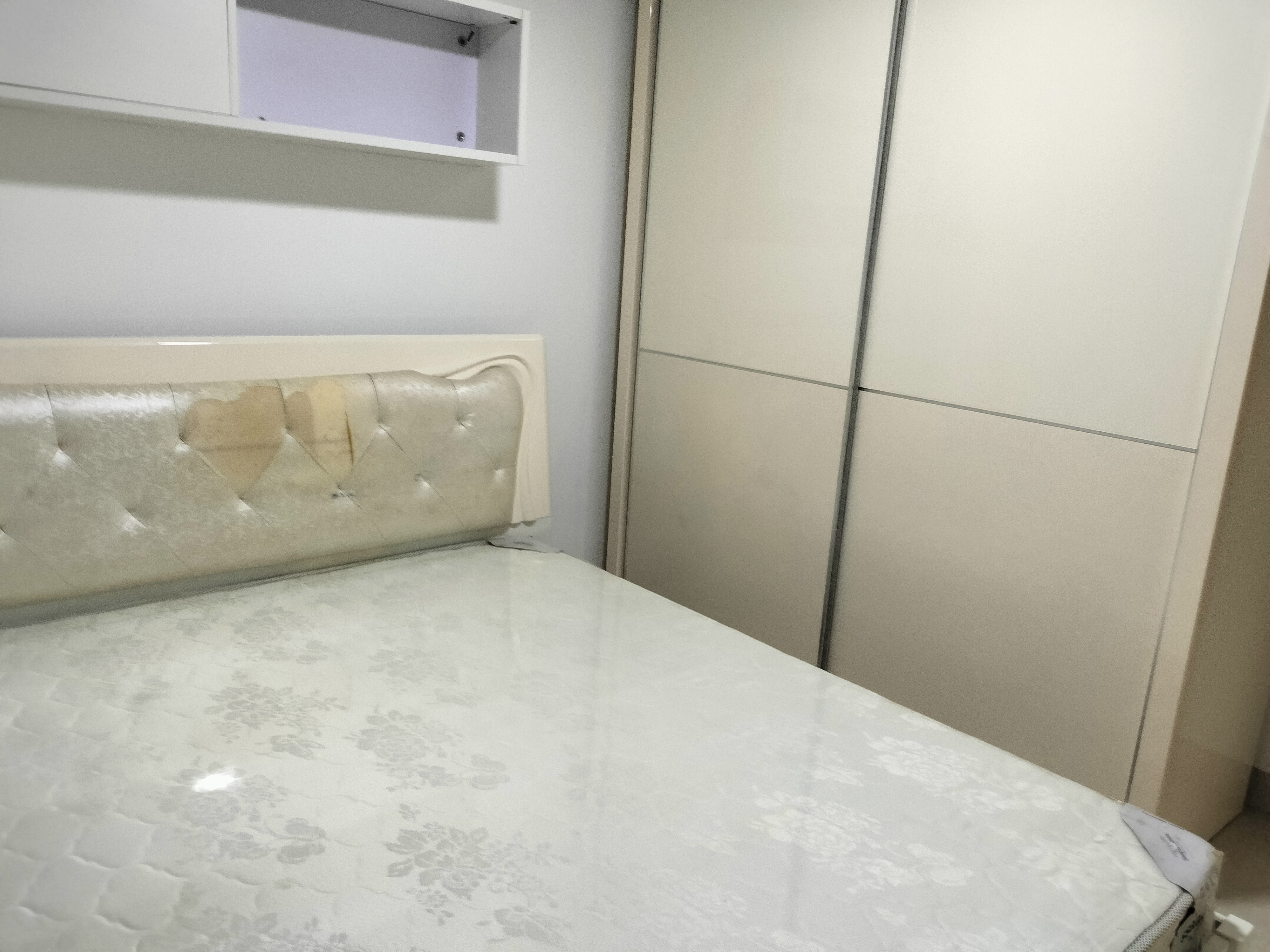 工商学院教工宿舍  2室1厅1卫    2600.0元/月室内图