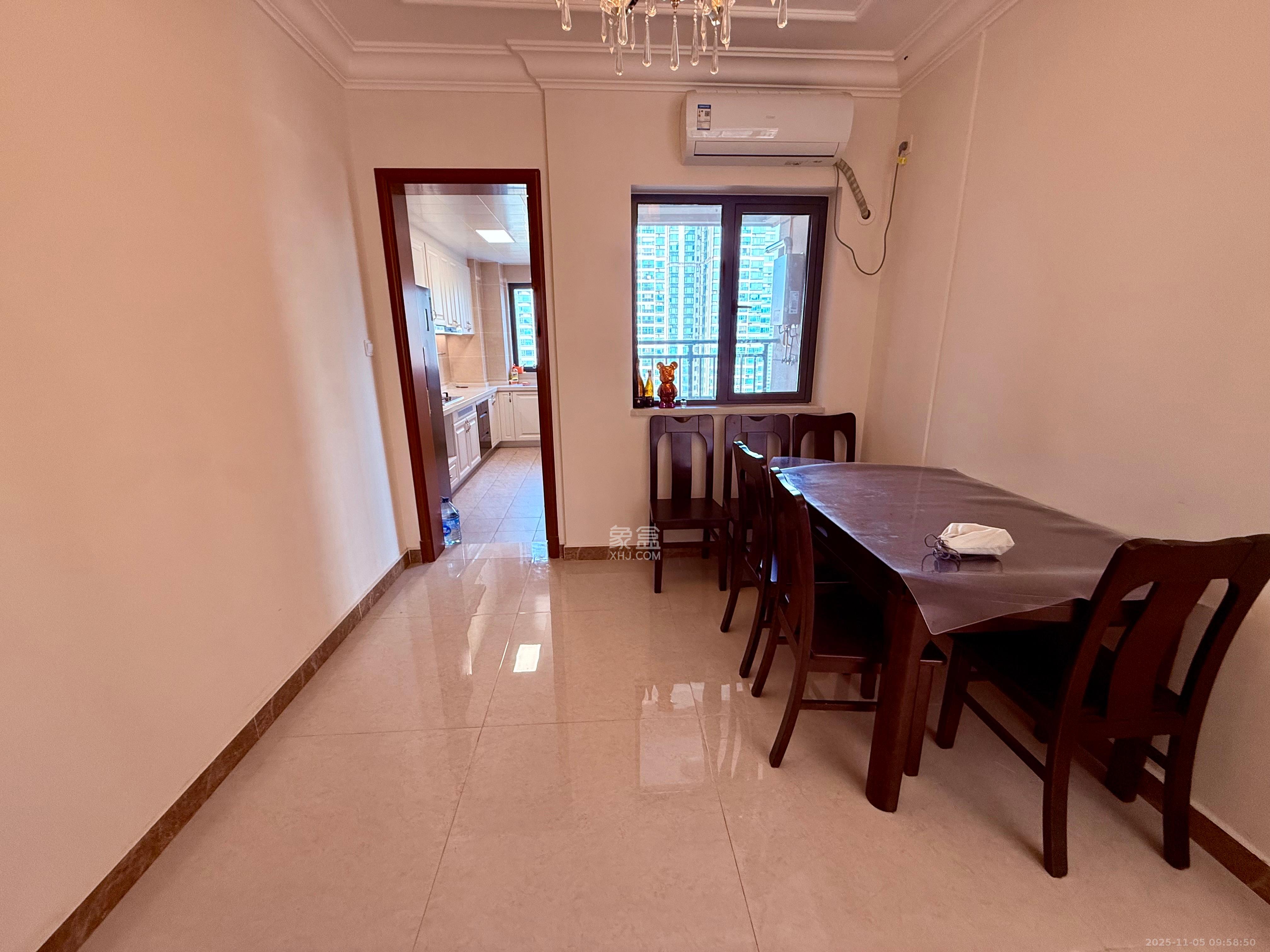 恒大雅苑 3室2厅2卫 3100.0元/月 恒大雅苑 3室2厅2卫 3100.0元/月室内图