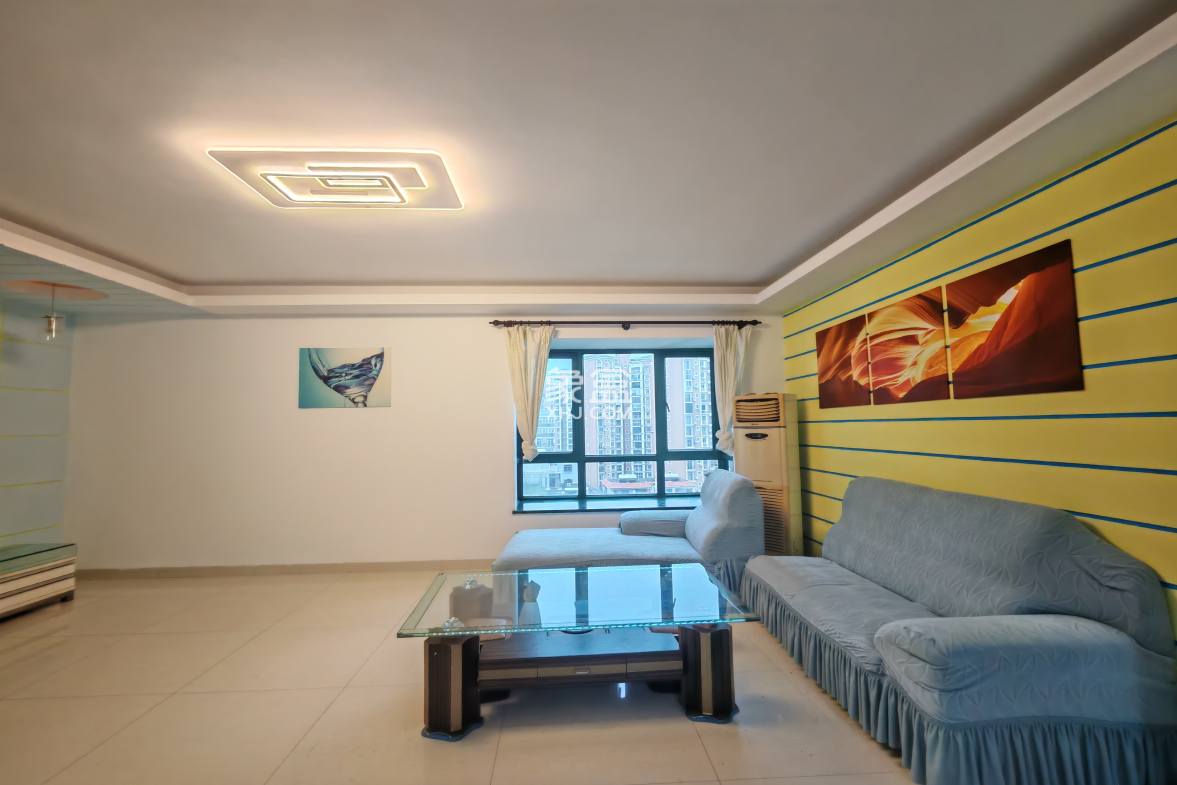 东盛名苑 3室2厅2卫 2800.0元/月 东盛名苑 3室2厅2卫 2800.0元/月室内图