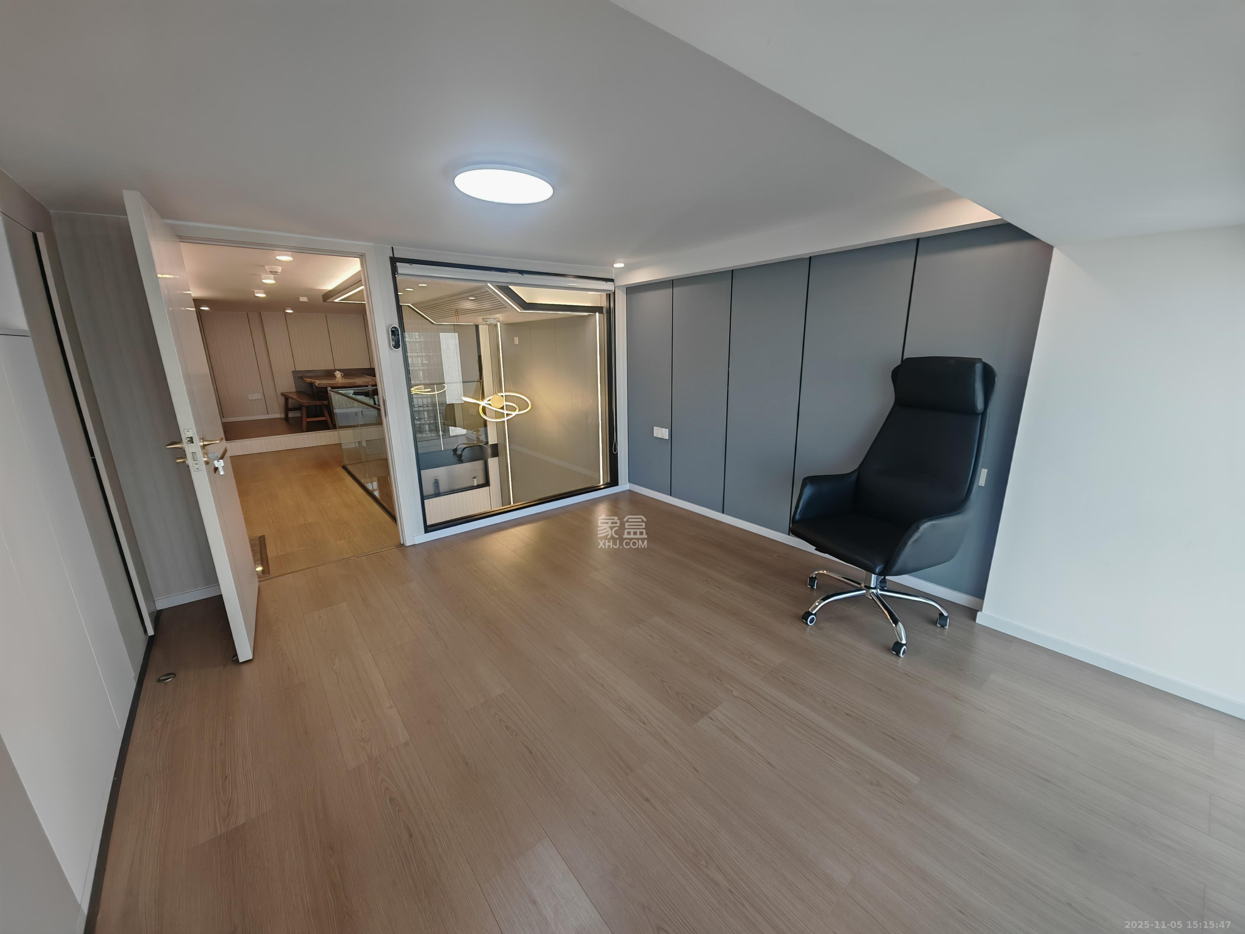 京武浪琴山三期(京武中心) 2室1厅1卫 3500.0元/月 京武浪琴山三期(京武中心) 2室1厅1卫 3500.0元/月室内图