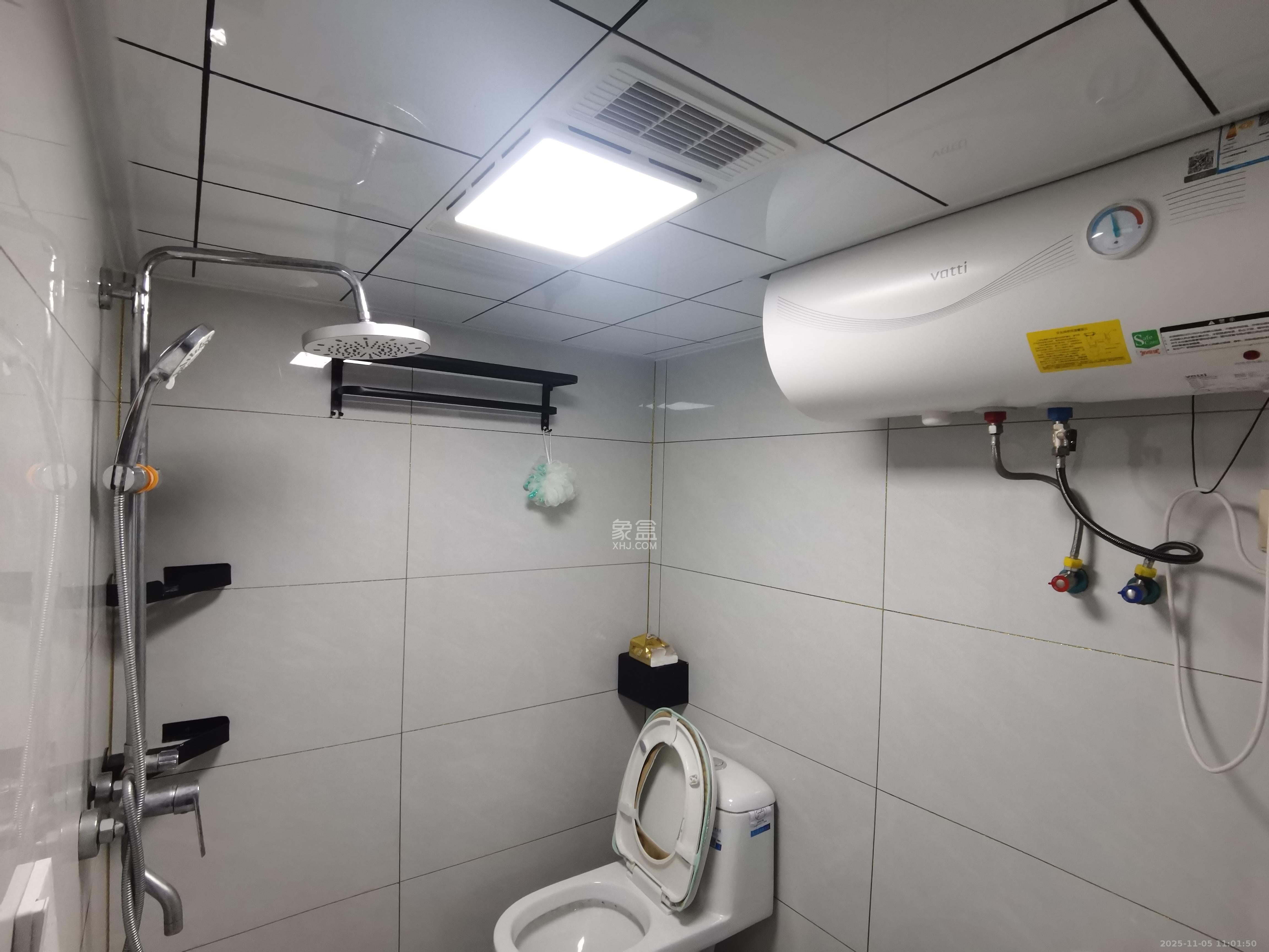 新城悦隽公园  2室1厅1卫    1600.0元/月室内图