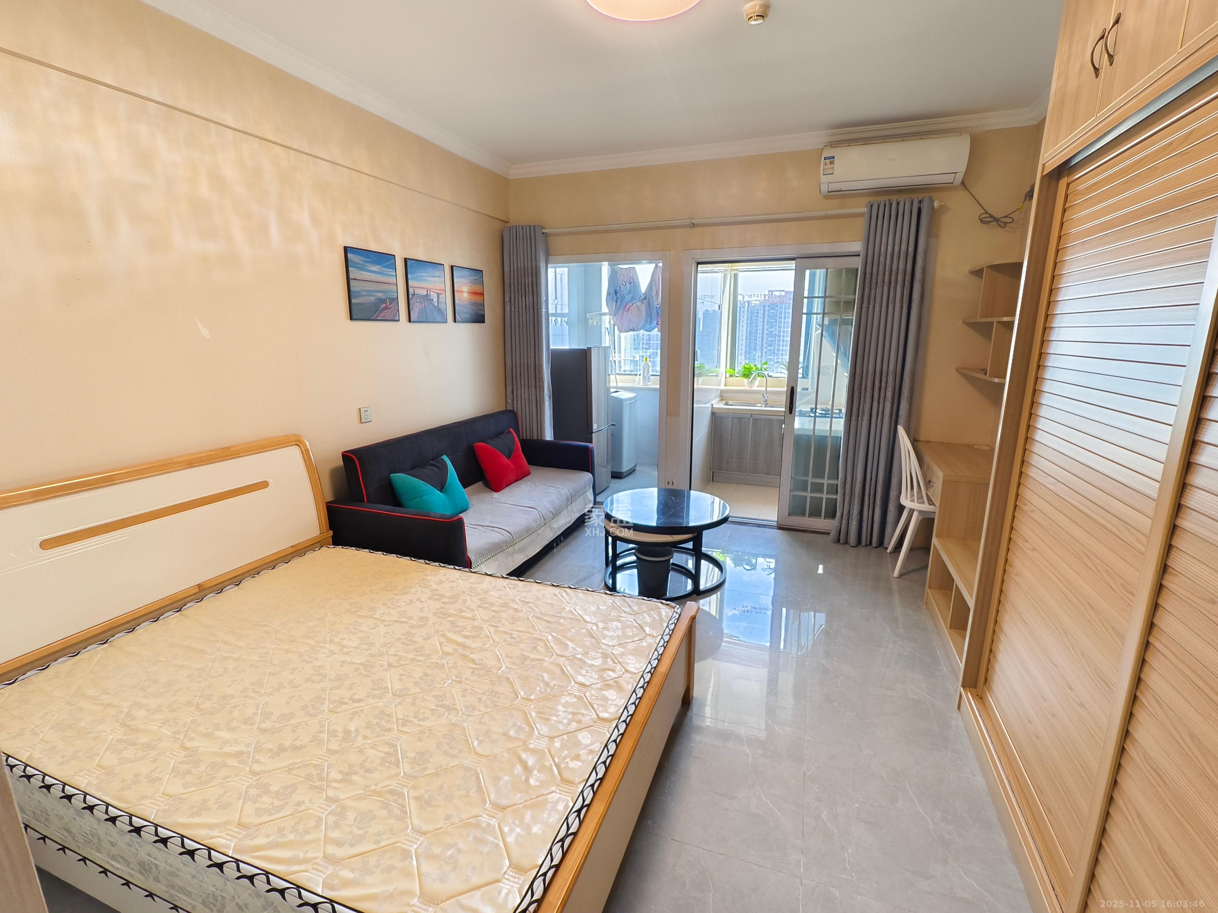 未来漫城  1室1厅1卫    1600.0元/月