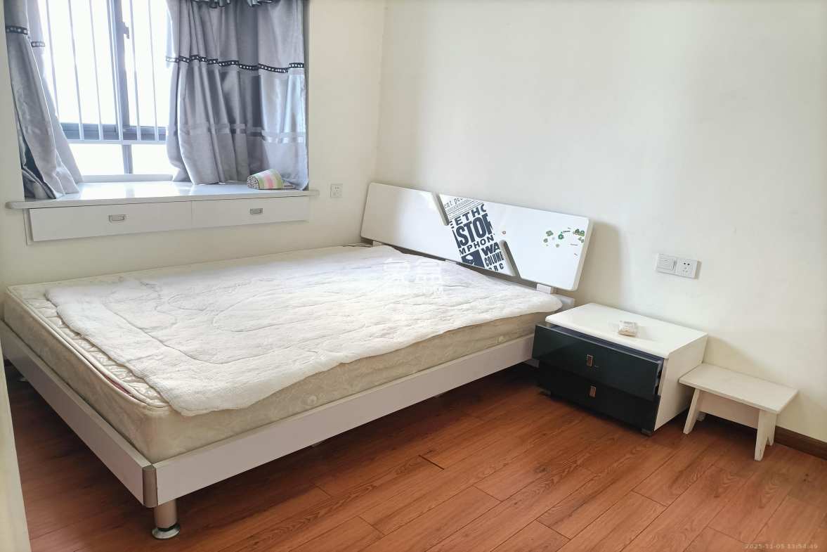 天骄福邸 2室1厅1卫 2600.0元/月 天骄福邸 2室1厅1卫 2600.0元/月室内图