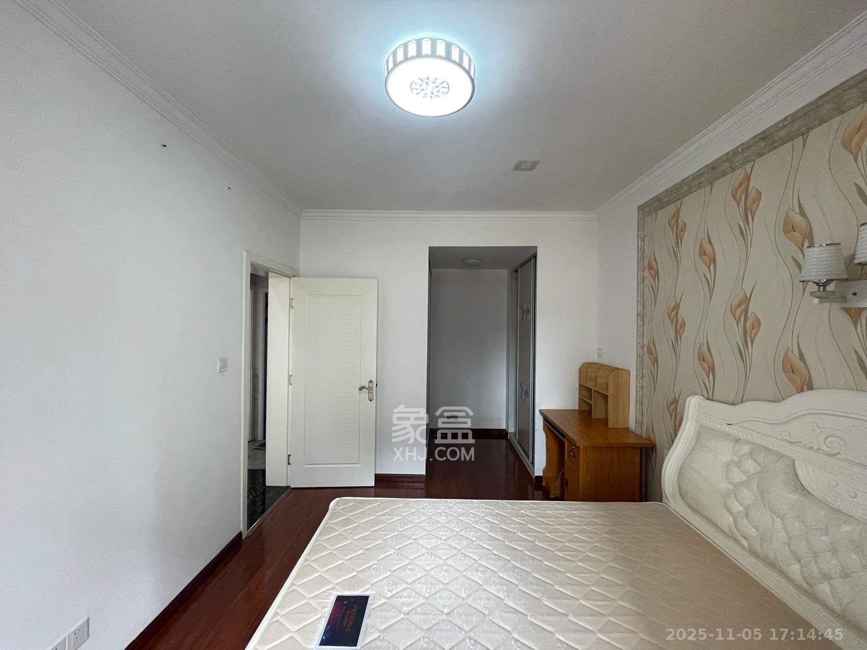 印山蓝色海岸 2室1厅1卫 2000.0元/月 印山蓝色海岸 2室1厅1卫 2000.0元/月室内图