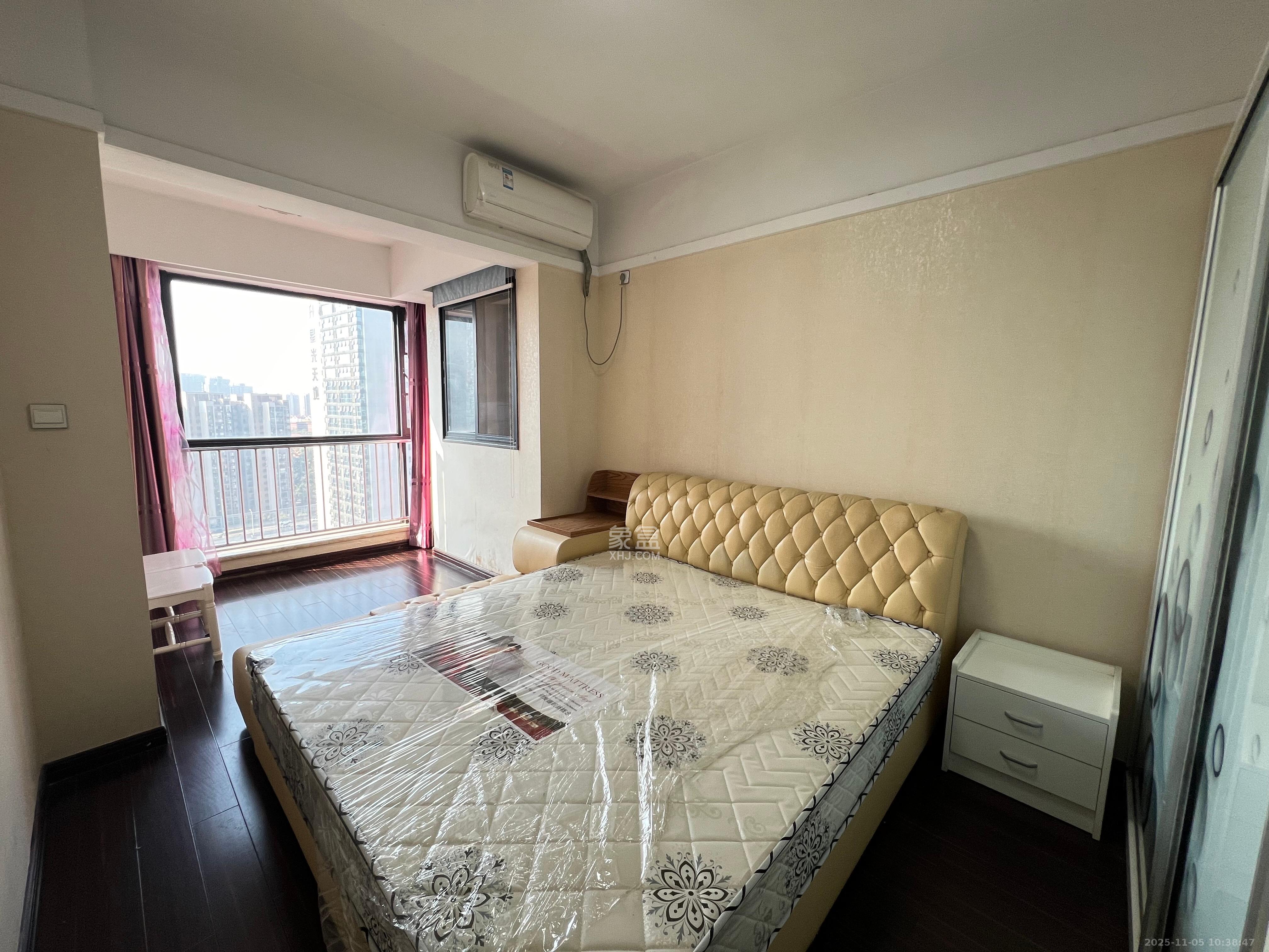 德思勤城市广场（宝格丽公寓）  2室1厅1卫    3200.0元/月室内图