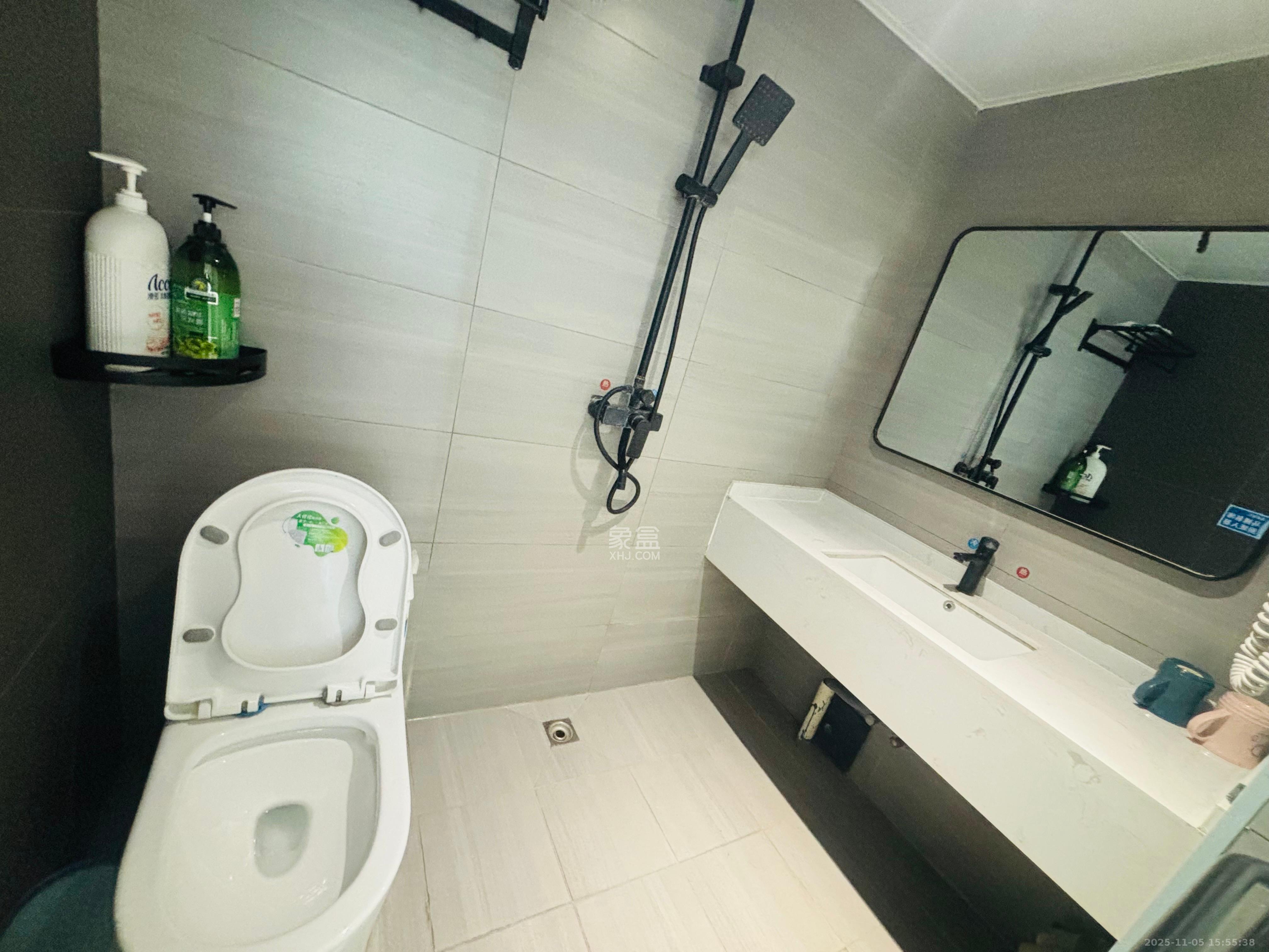 王府井公寓（福源公寓）  4室1厅1卫    6000.0元/月室内图