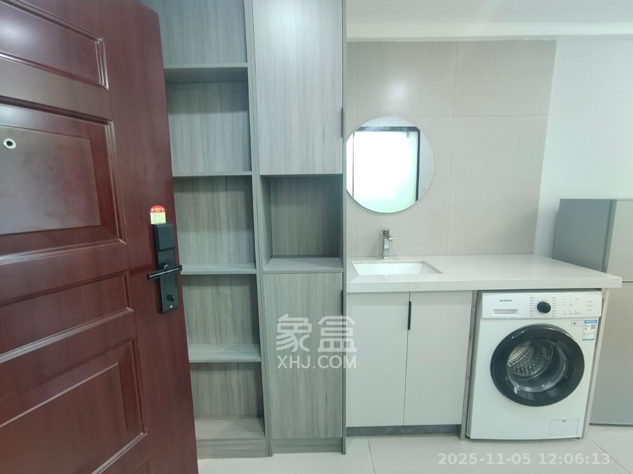 保利天禧EF区  1室1厅1卫    1500.0元/月室内图