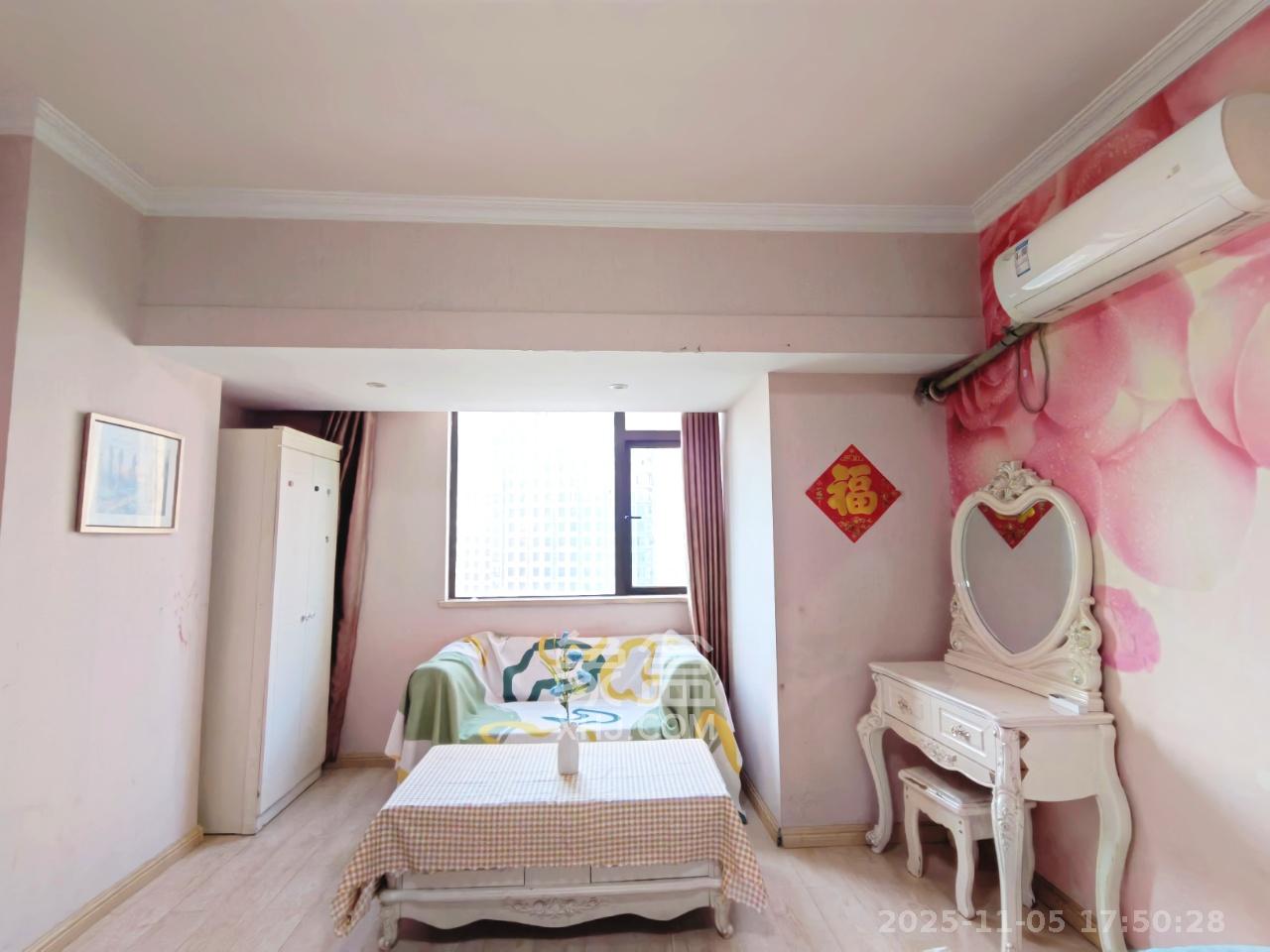 五江天街北区 1室1厅1卫 1250.0元/月 五江天街北区 1室1厅1卫 1250.0元/月室内图