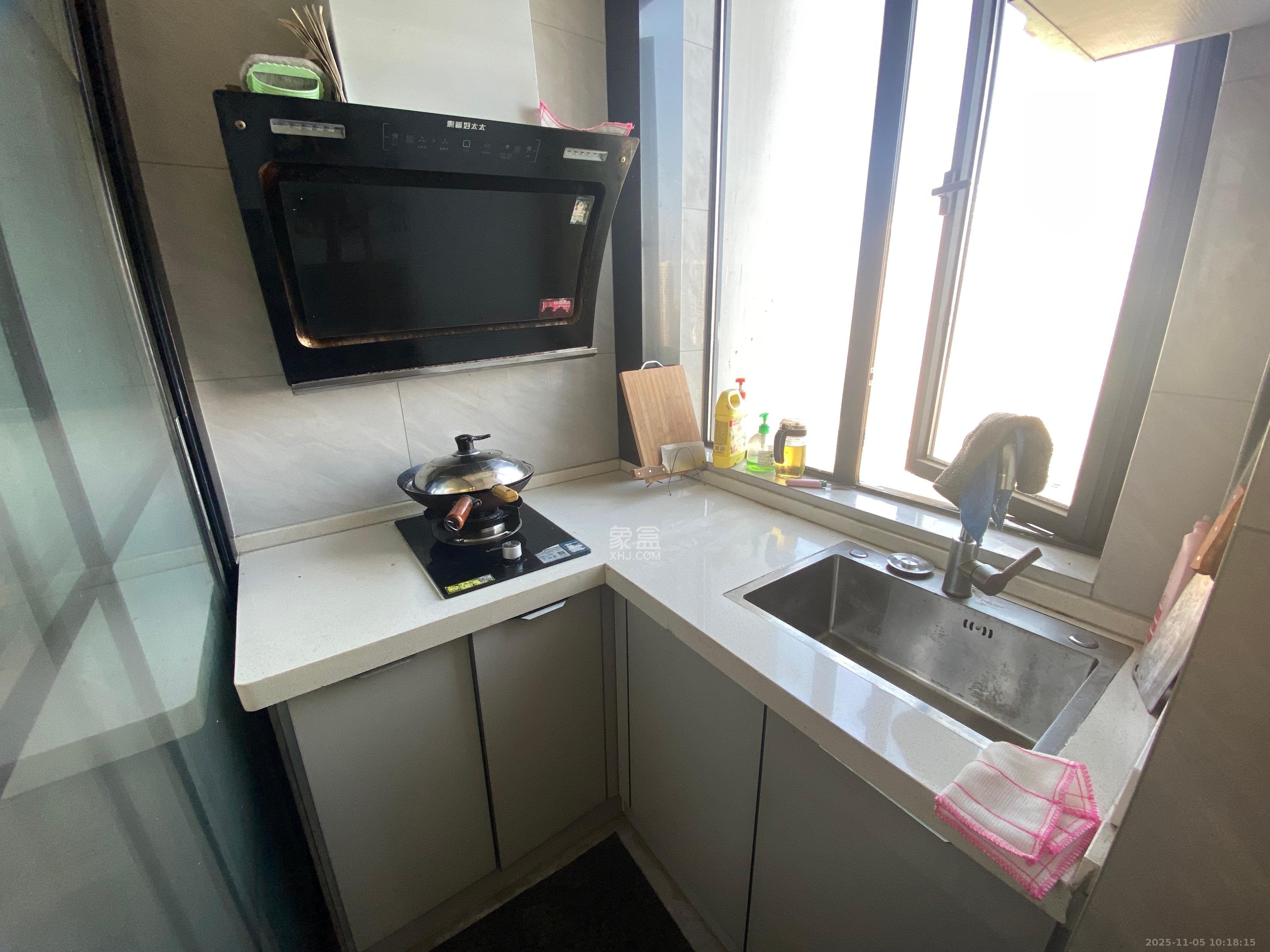 欧亚达国际广场  1室0厅0卫    1500.0元/月室内图