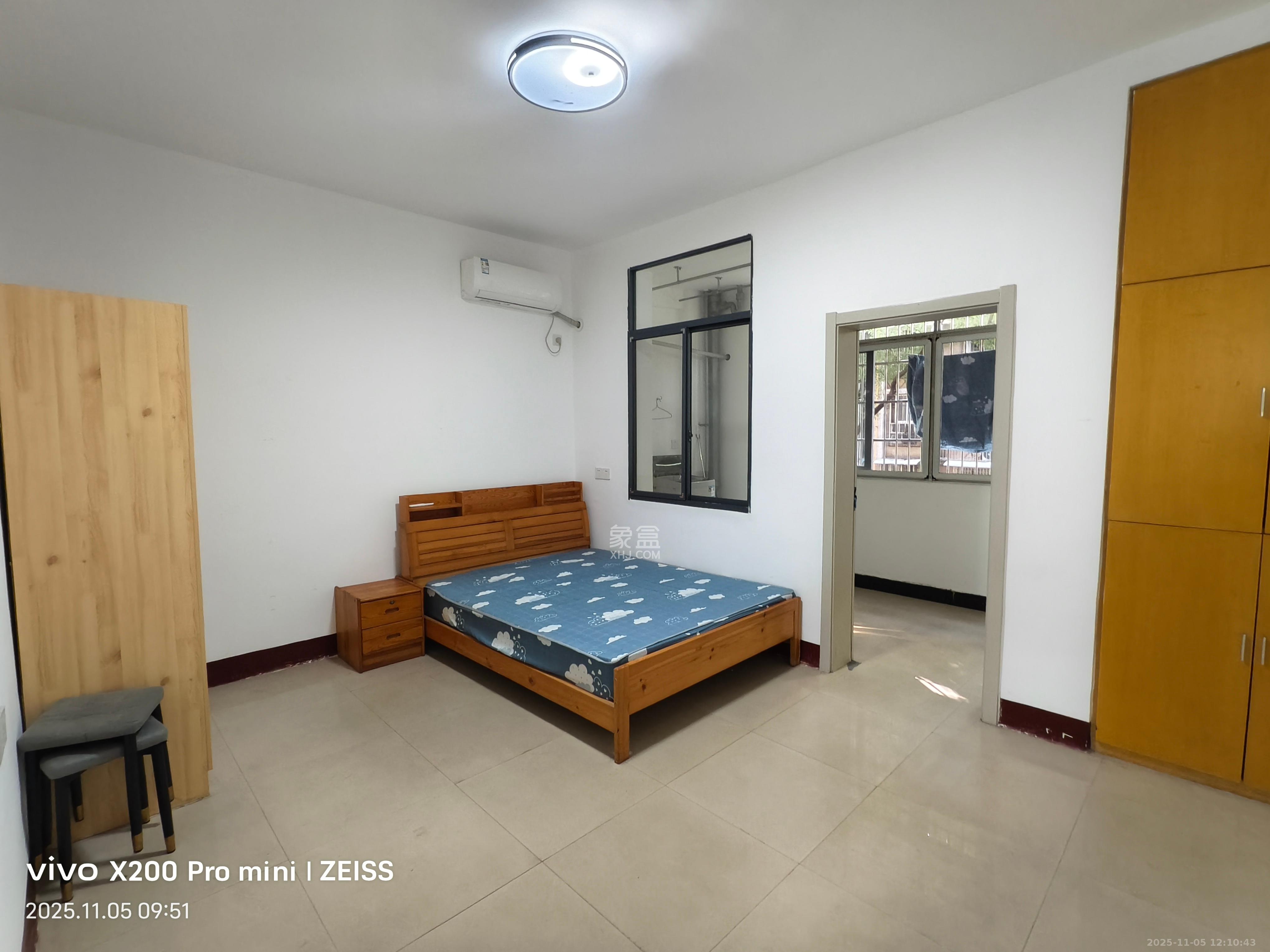 湘雅医院职工宿舍南院  3室1厅1卫    2500.0元/月室内图