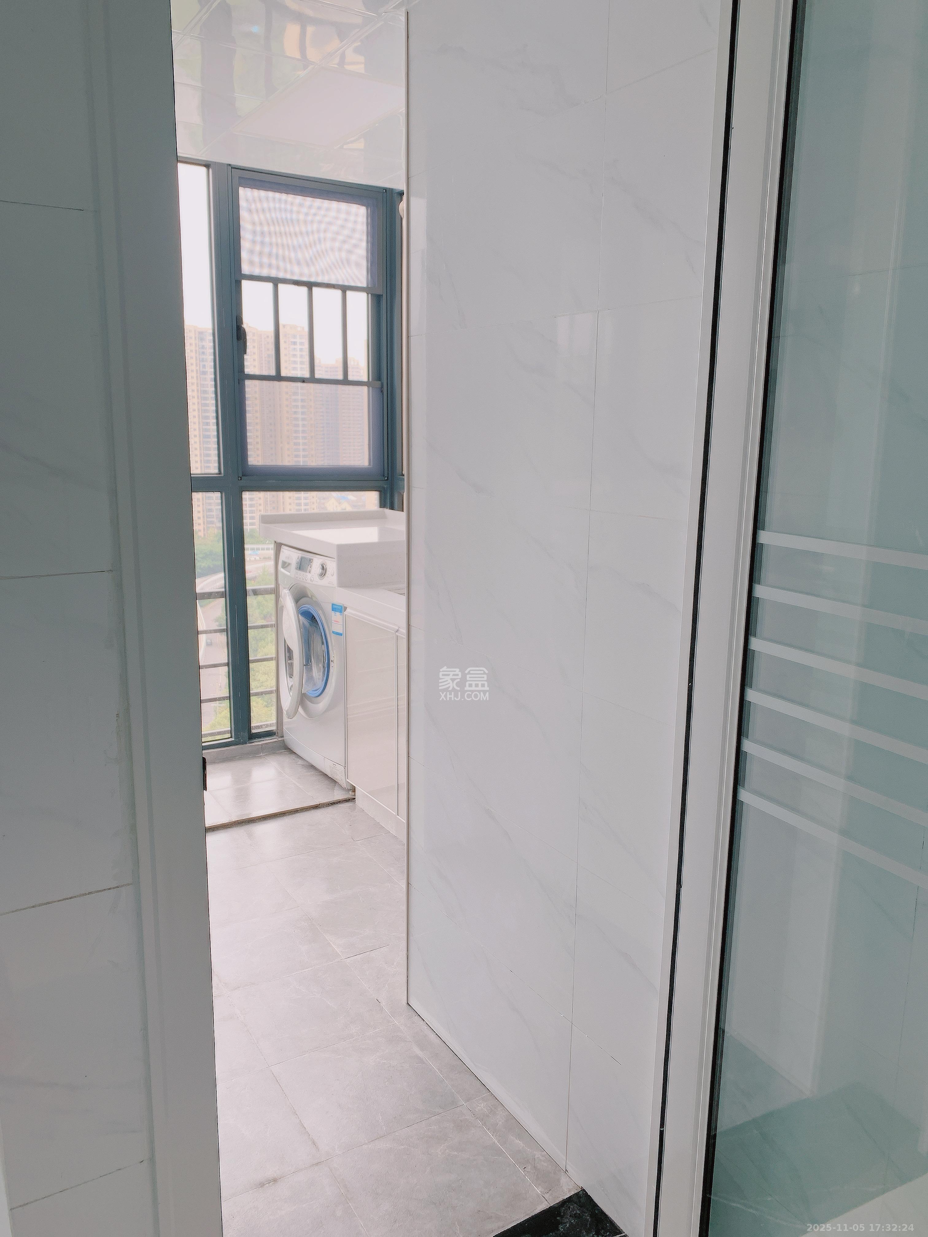 鑫利家园  1室1厅1卫    1400.0元/月室内图