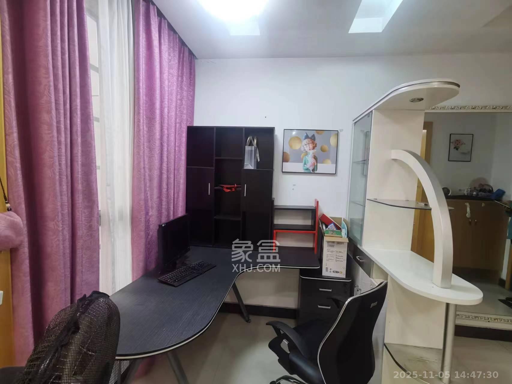 金霞银园  2室2厅1卫    1800.0元/月室内图