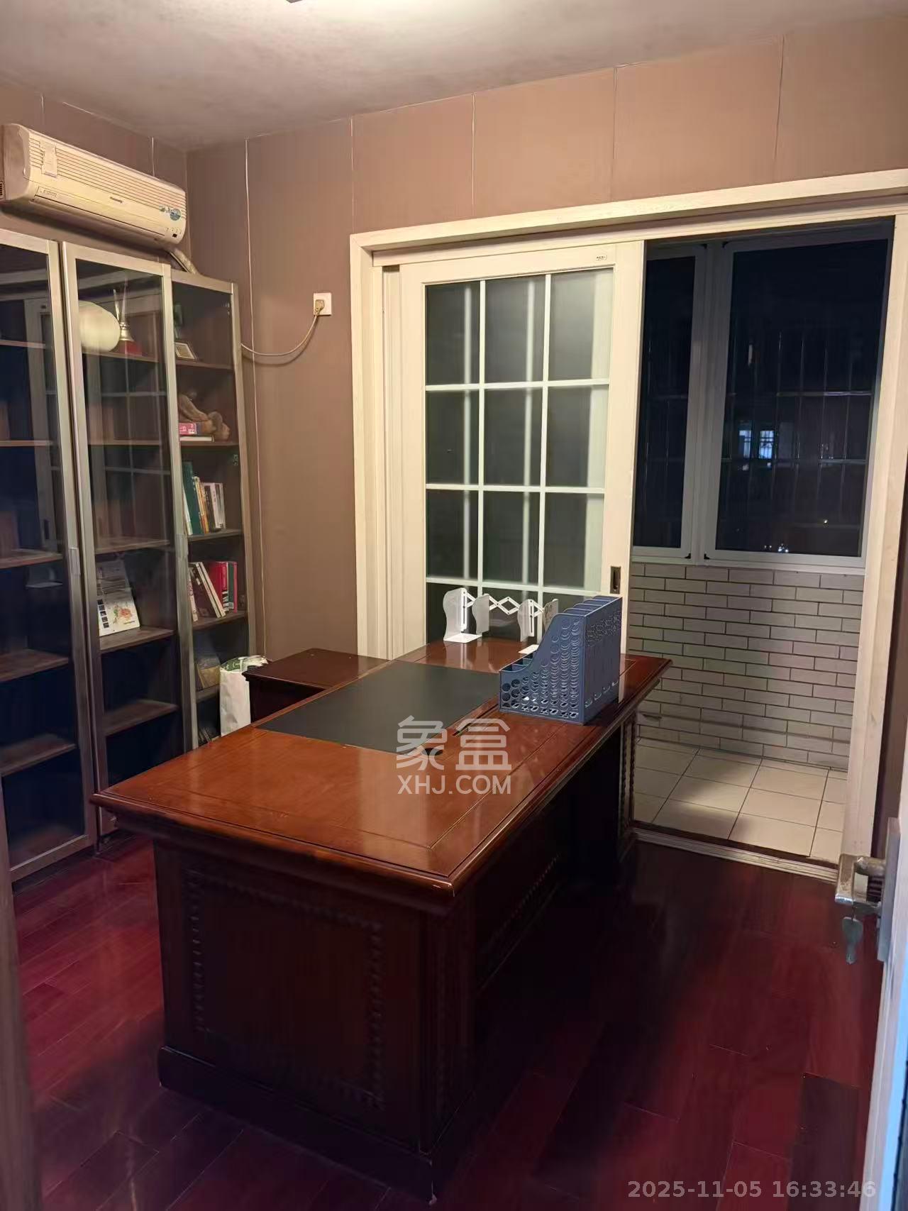 滨湖嘉园（湖滨小区）  3室2厅2卫    2600.0元/月室内图